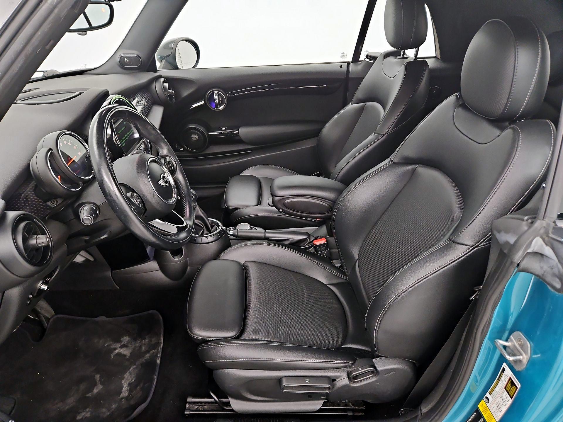 Thumbnail: 2016 MINI Cooper - 11