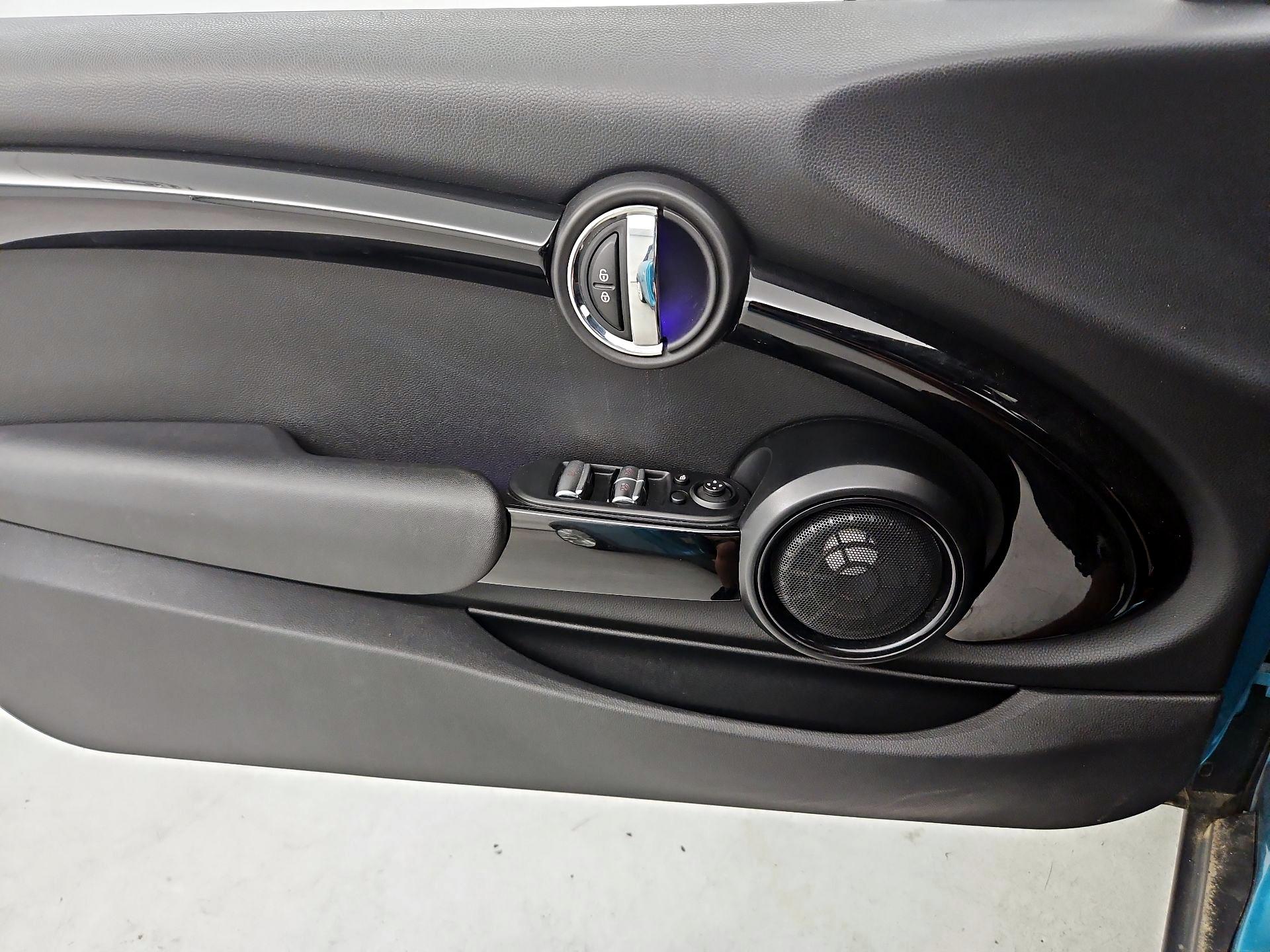 Thumbnail: 2016 MINI Cooper - 12