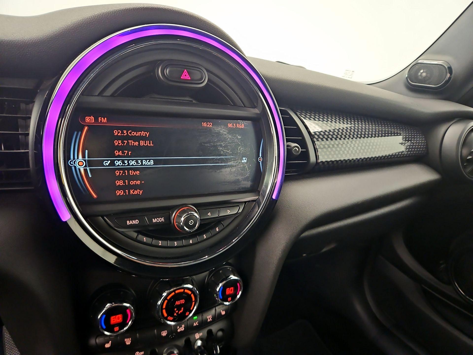 Thumbnail: 2016 MINI Cooper - 15