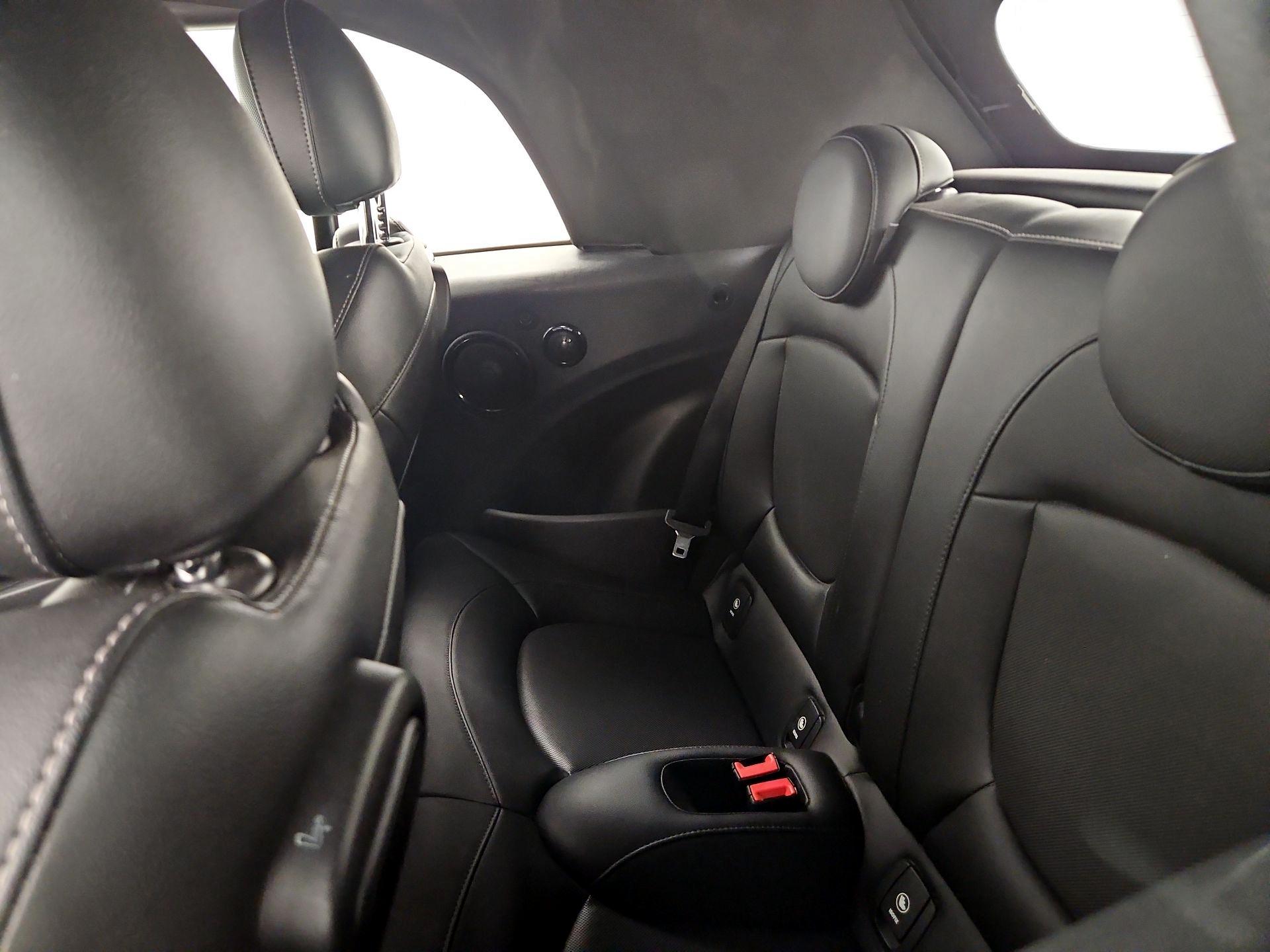 Thumbnail: 2016 MINI Cooper - 19