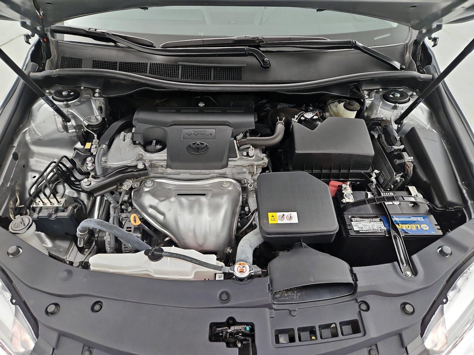 2017 Toyota Camry LE - Photo 22