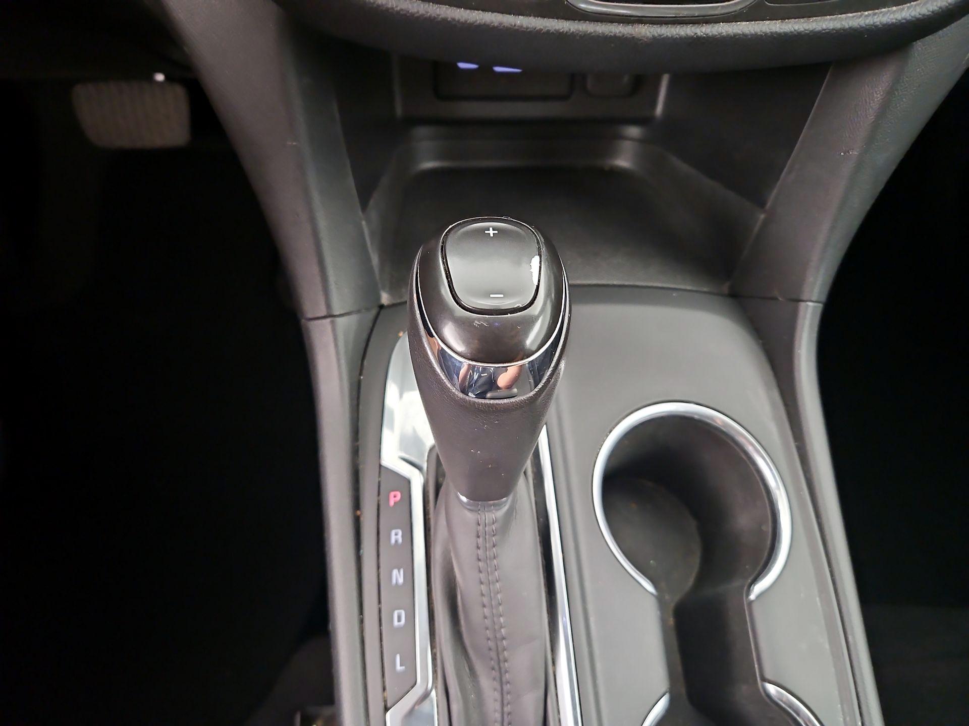 Thumbnail: 2019 Chevrolet Equinox - 17
