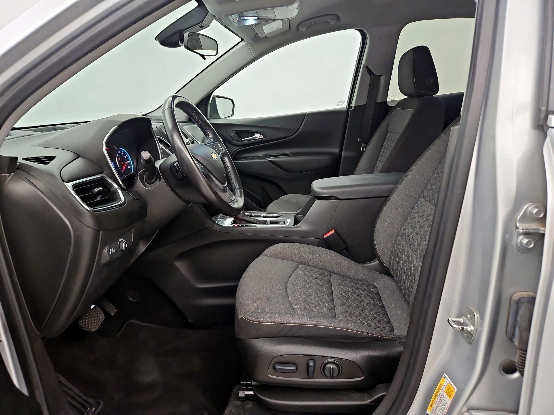 Thumbnail: 2022 Chevrolet Equinox - 11
