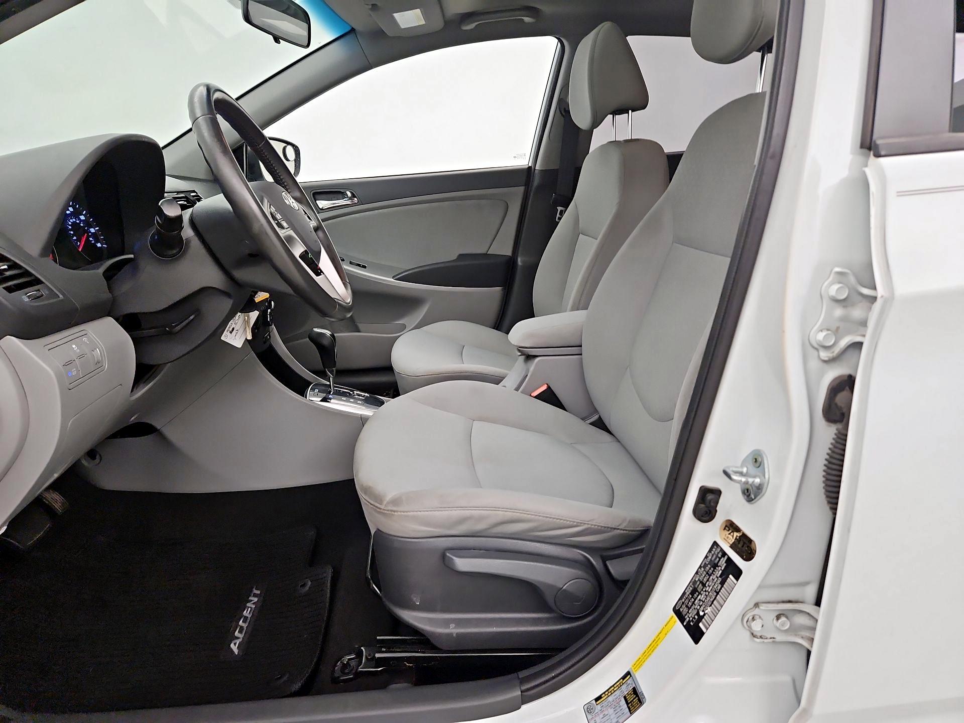 Thumbnail: 2014 Hyundai Accent - 11
