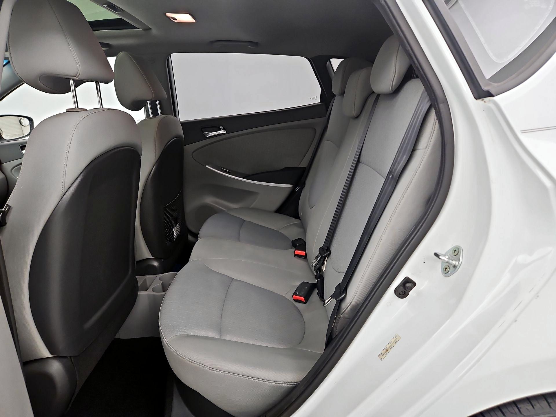 Thumbnail: 2014 Hyundai Accent - 19