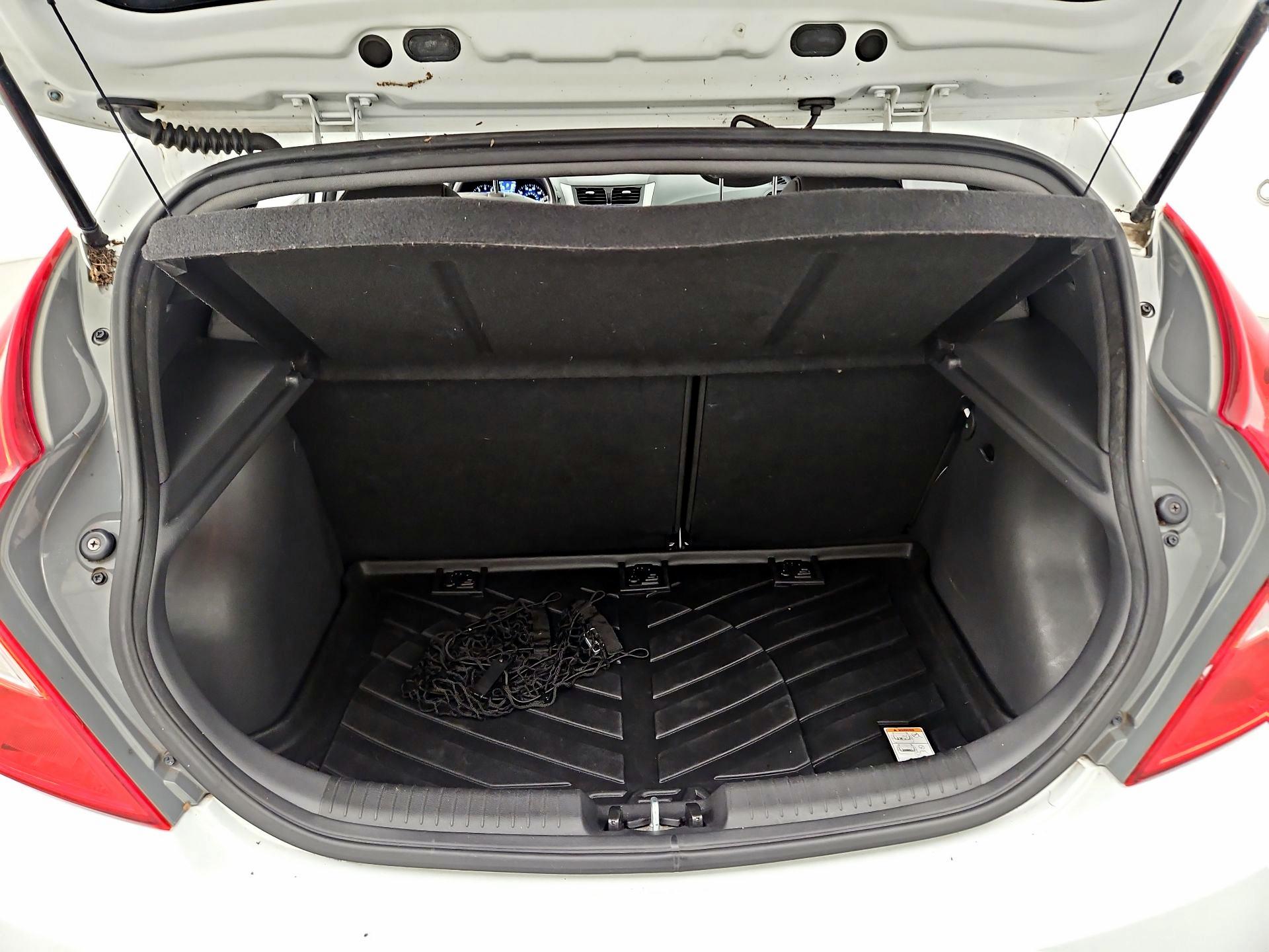 Thumbnail: 2014 Hyundai Accent - 20
