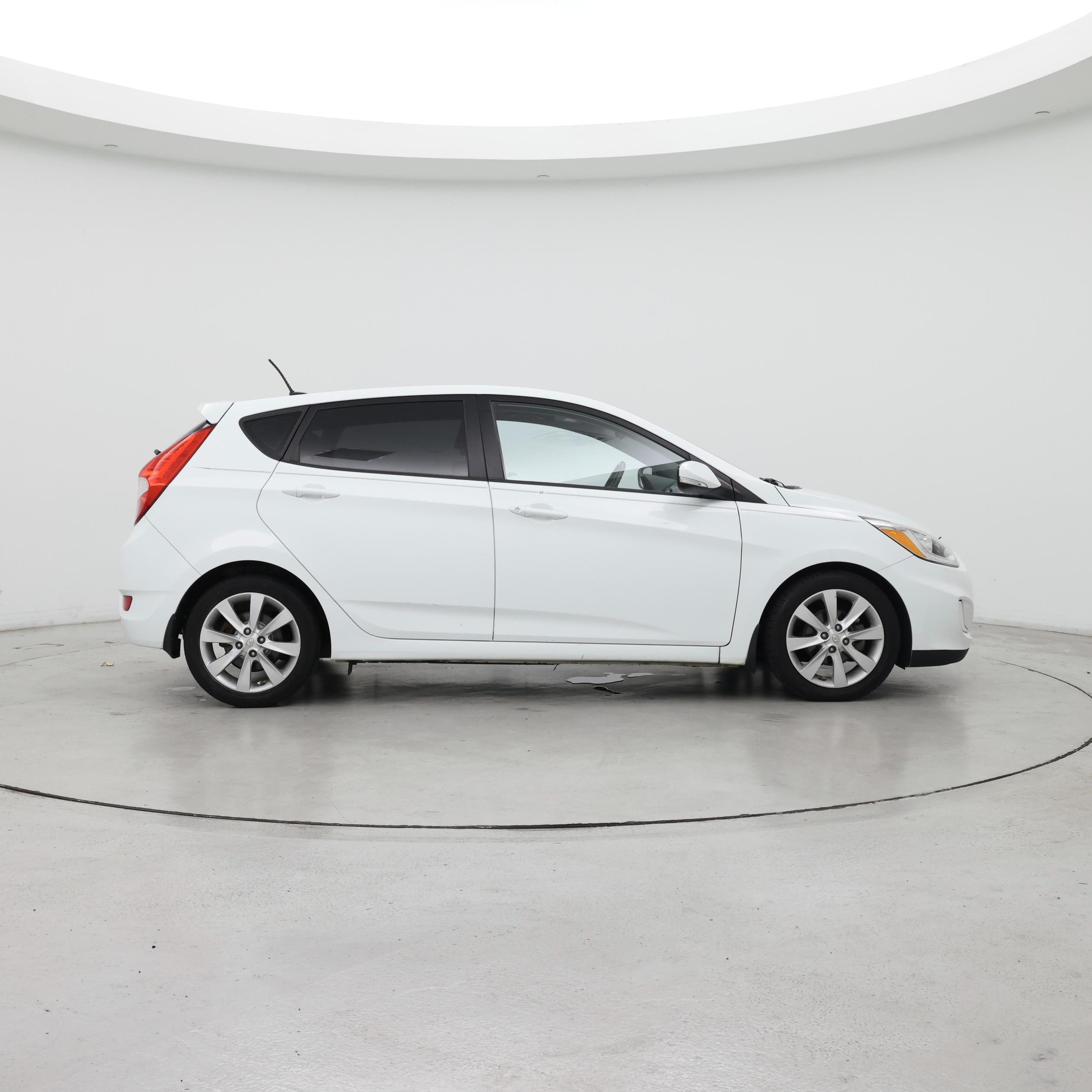Thumbnail: 2014 Hyundai Accent - 7