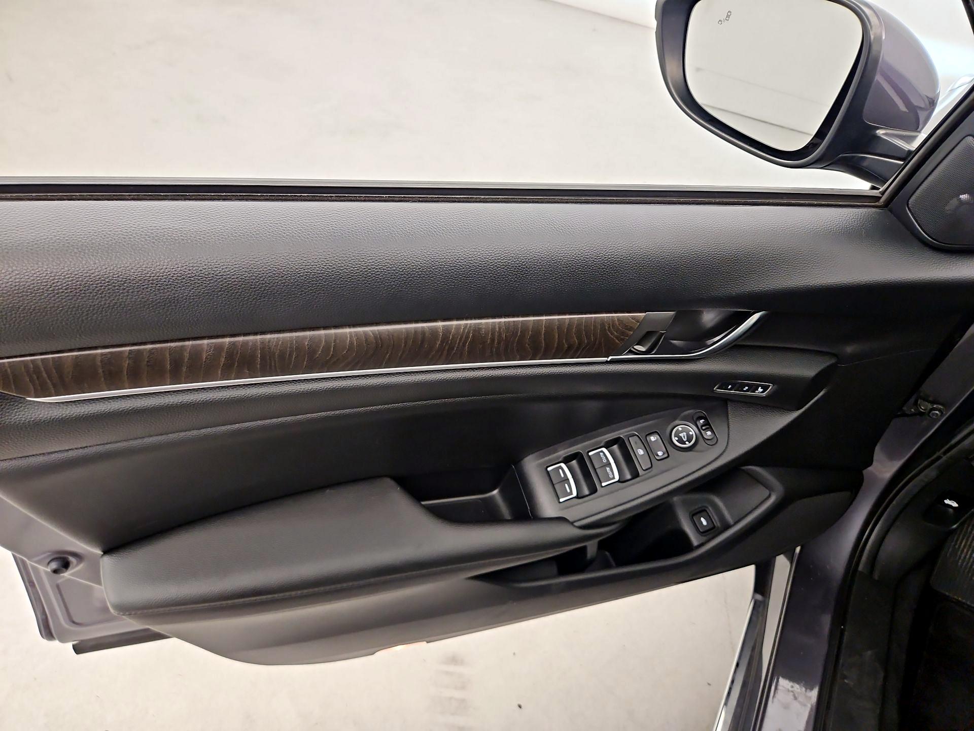 Thumbnail: 2019 Honda Accord - 12