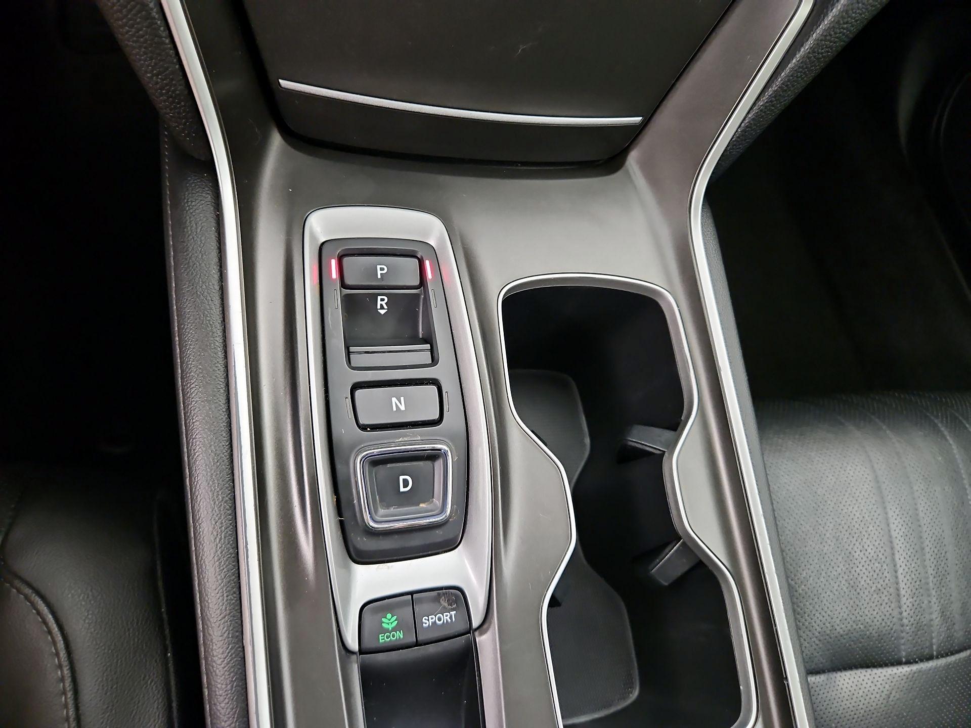 Thumbnail: 2019 Honda Accord - 18