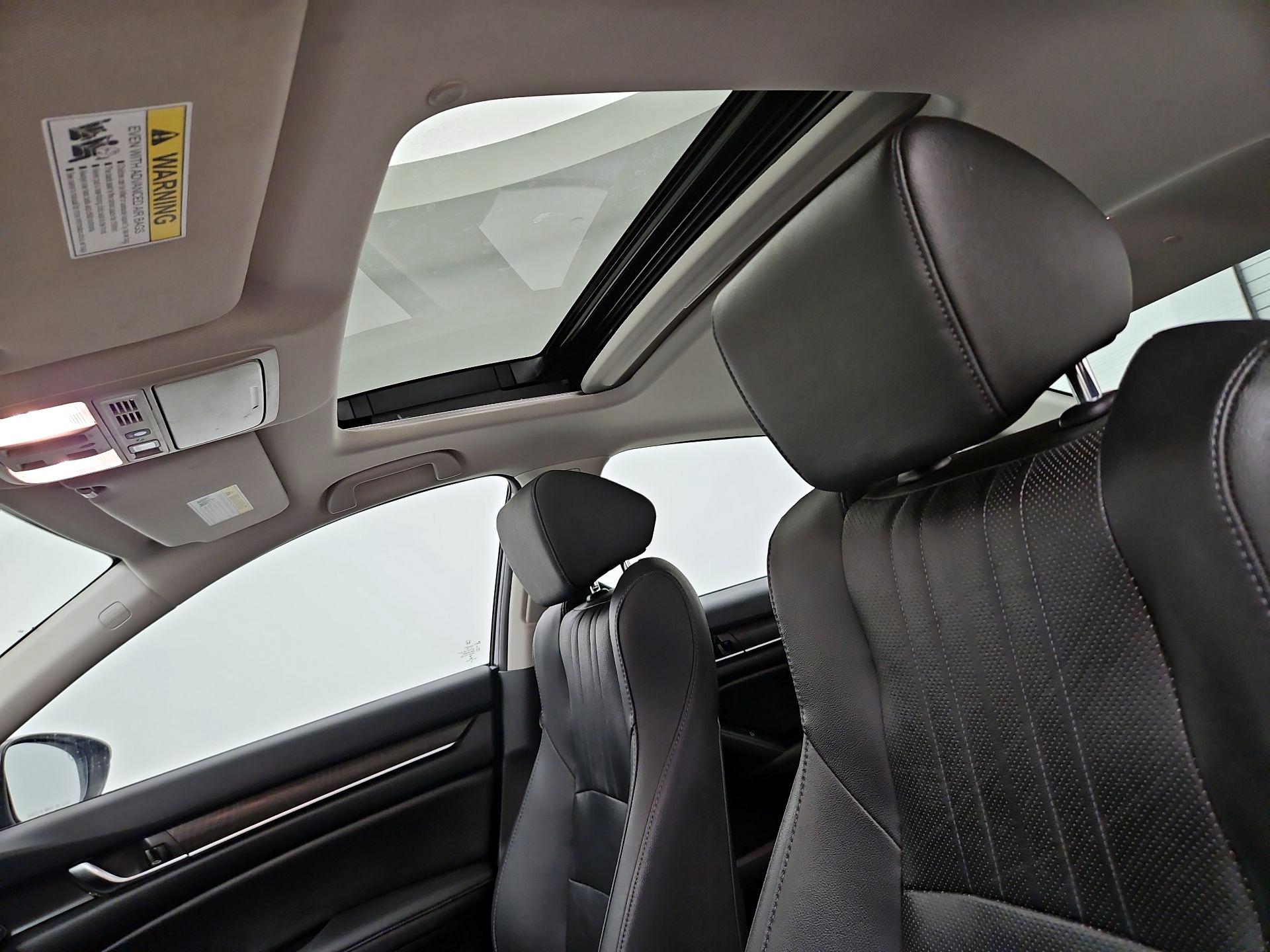 Thumbnail: 2019 Honda Accord - 20