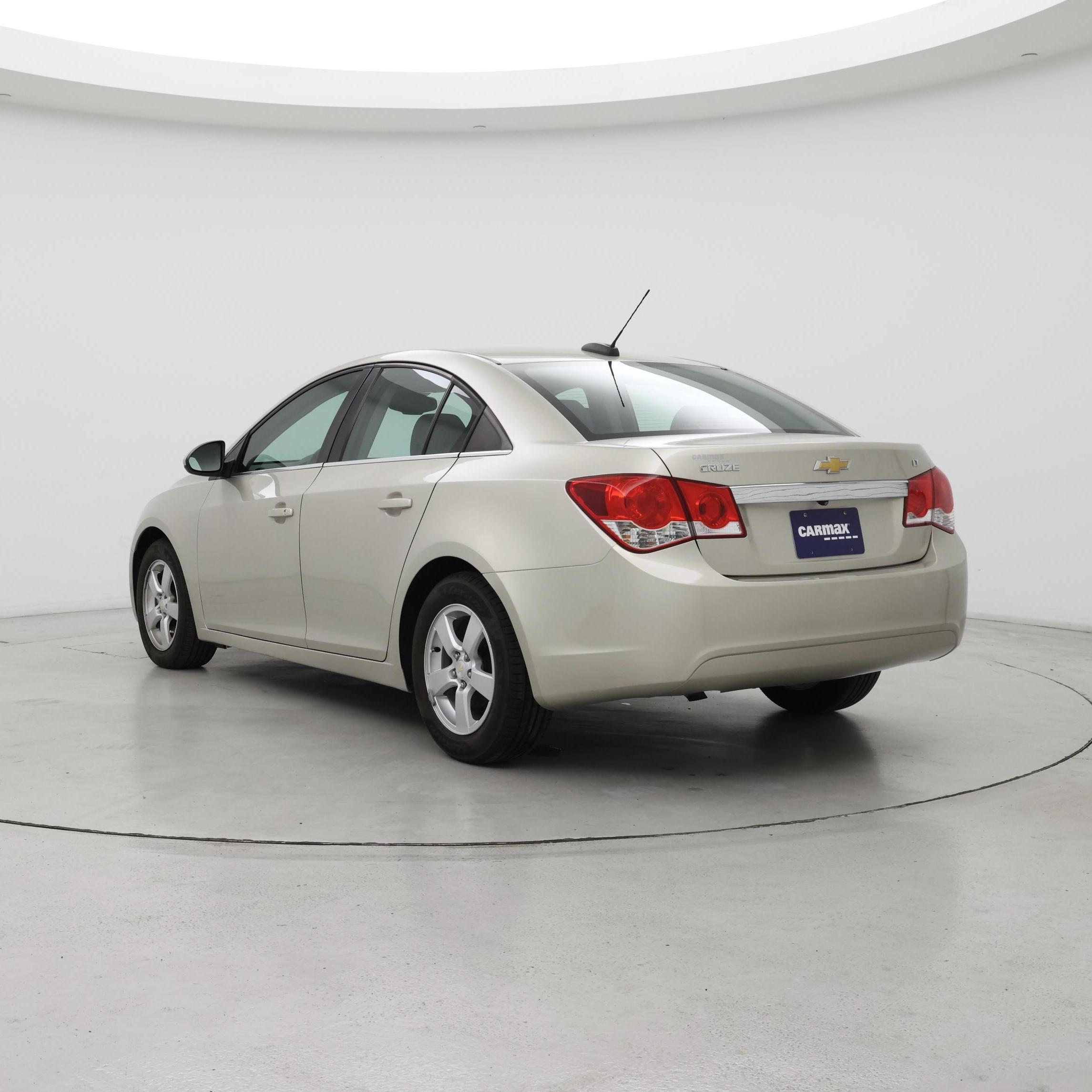 Thumbnail: 2016 Chevrolet Cruze - 2