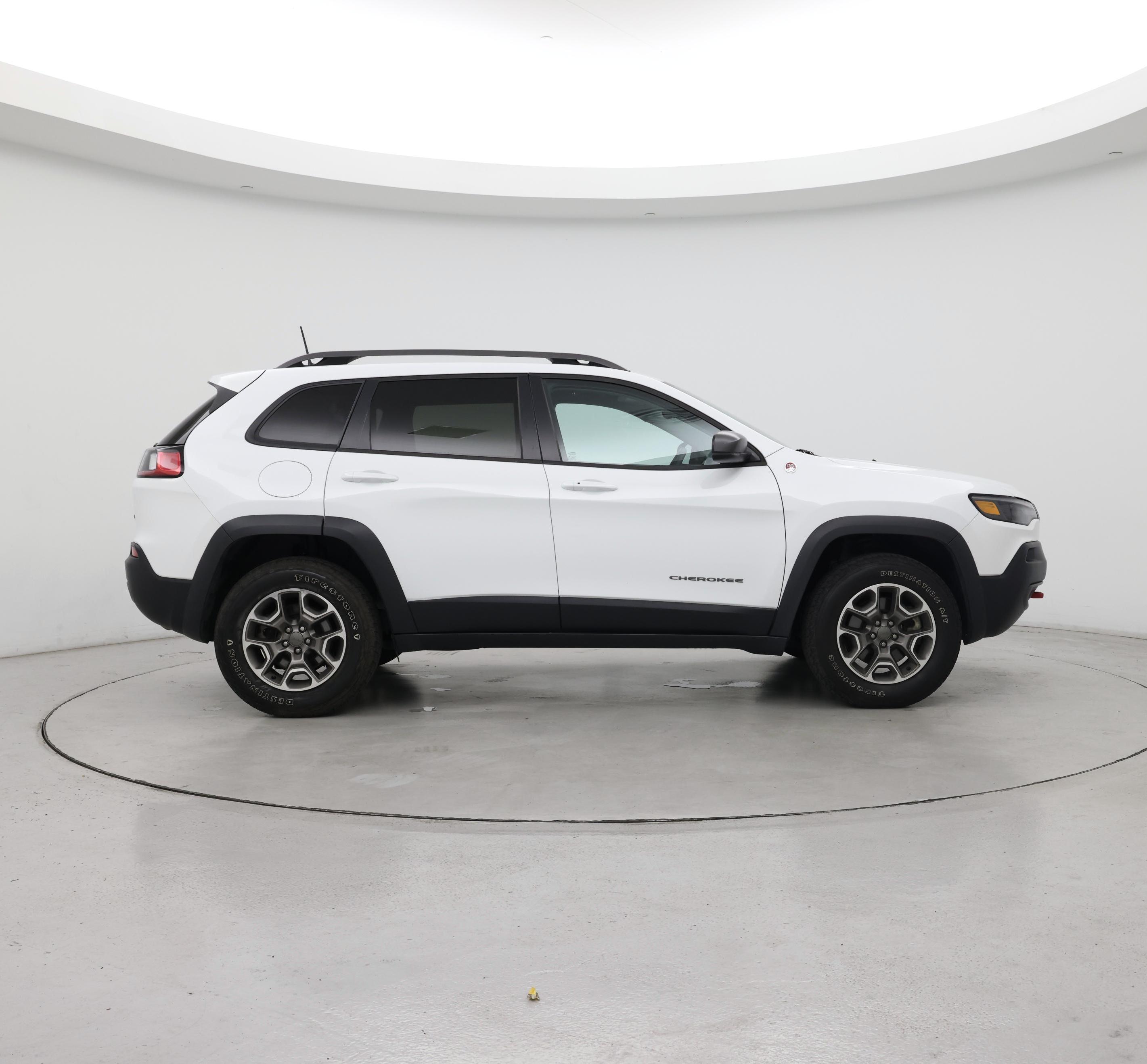 Thumbnail: 2021 Jeep Cherokee - 7