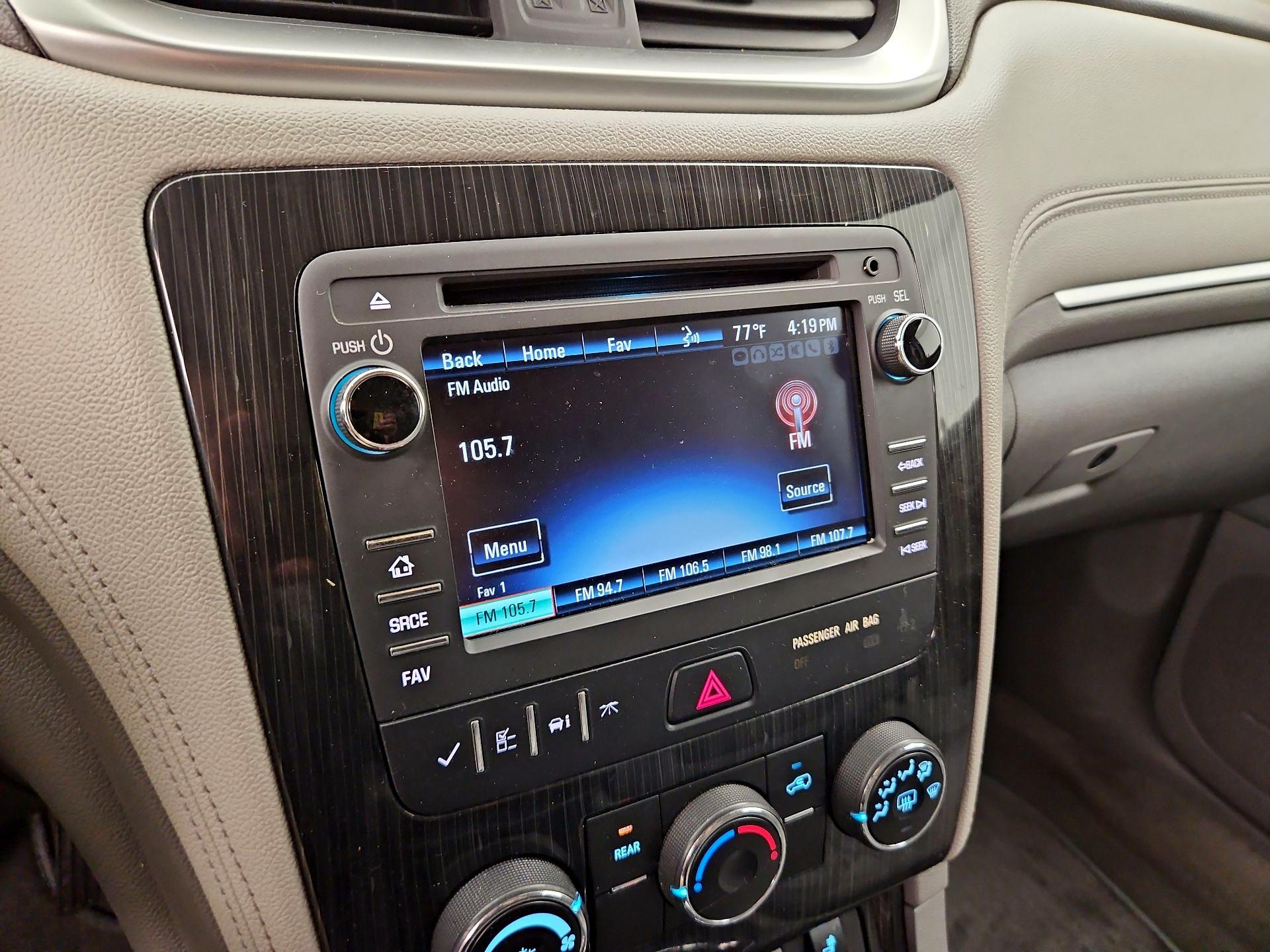 Thumbnail: 2017 Chevrolet Traverse - 15