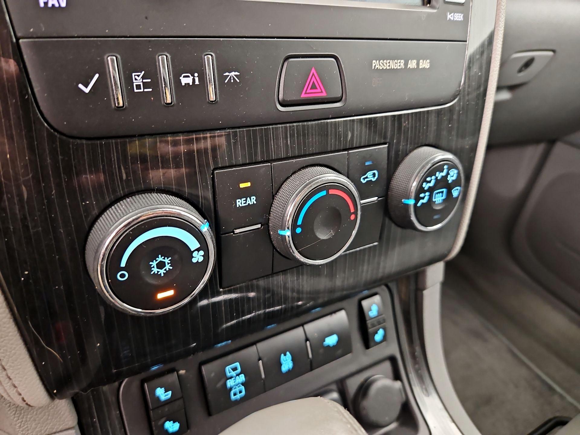 Thumbnail: 2017 Chevrolet Traverse - 16