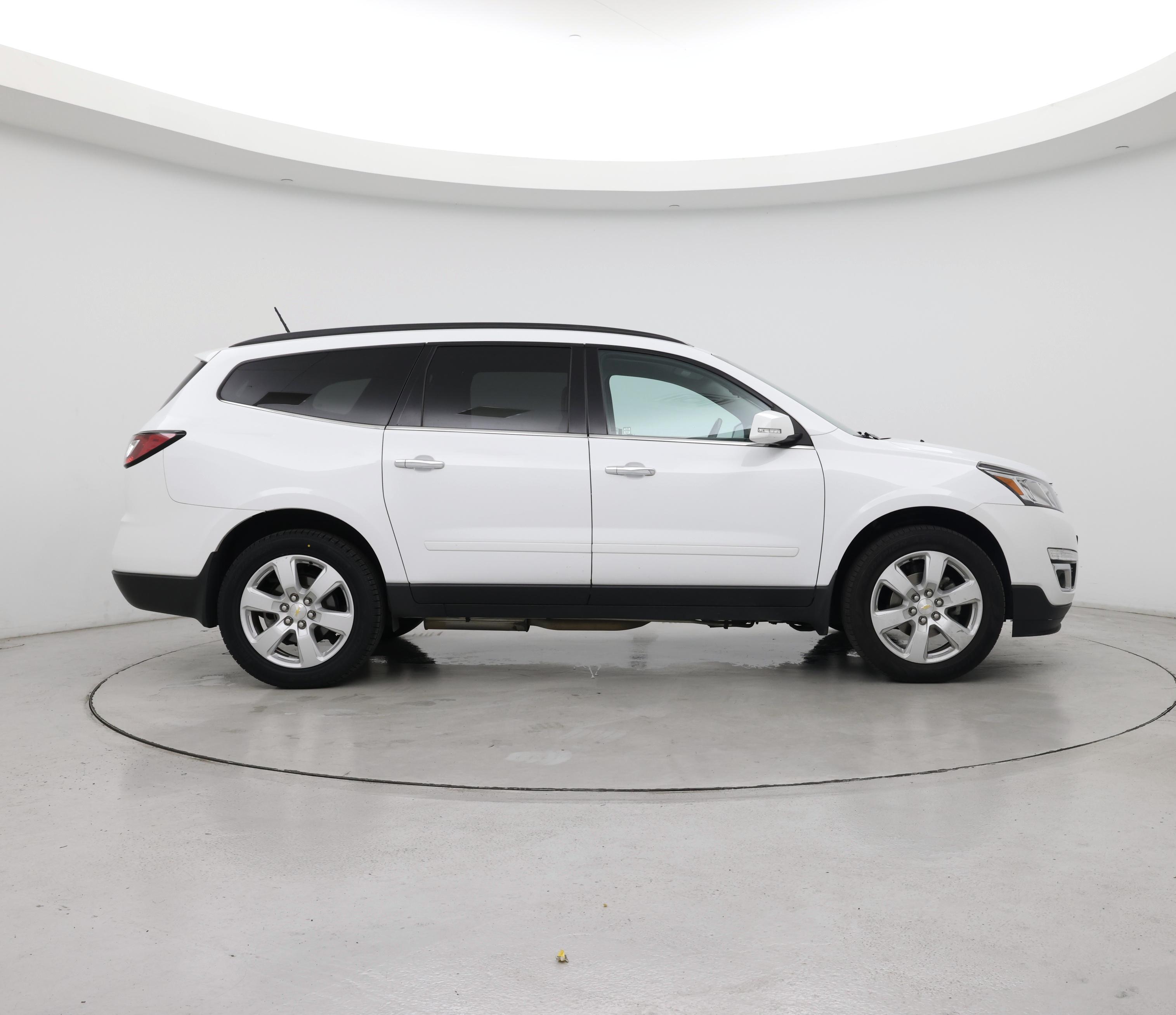 Thumbnail: 2017 Chevrolet Traverse - 7