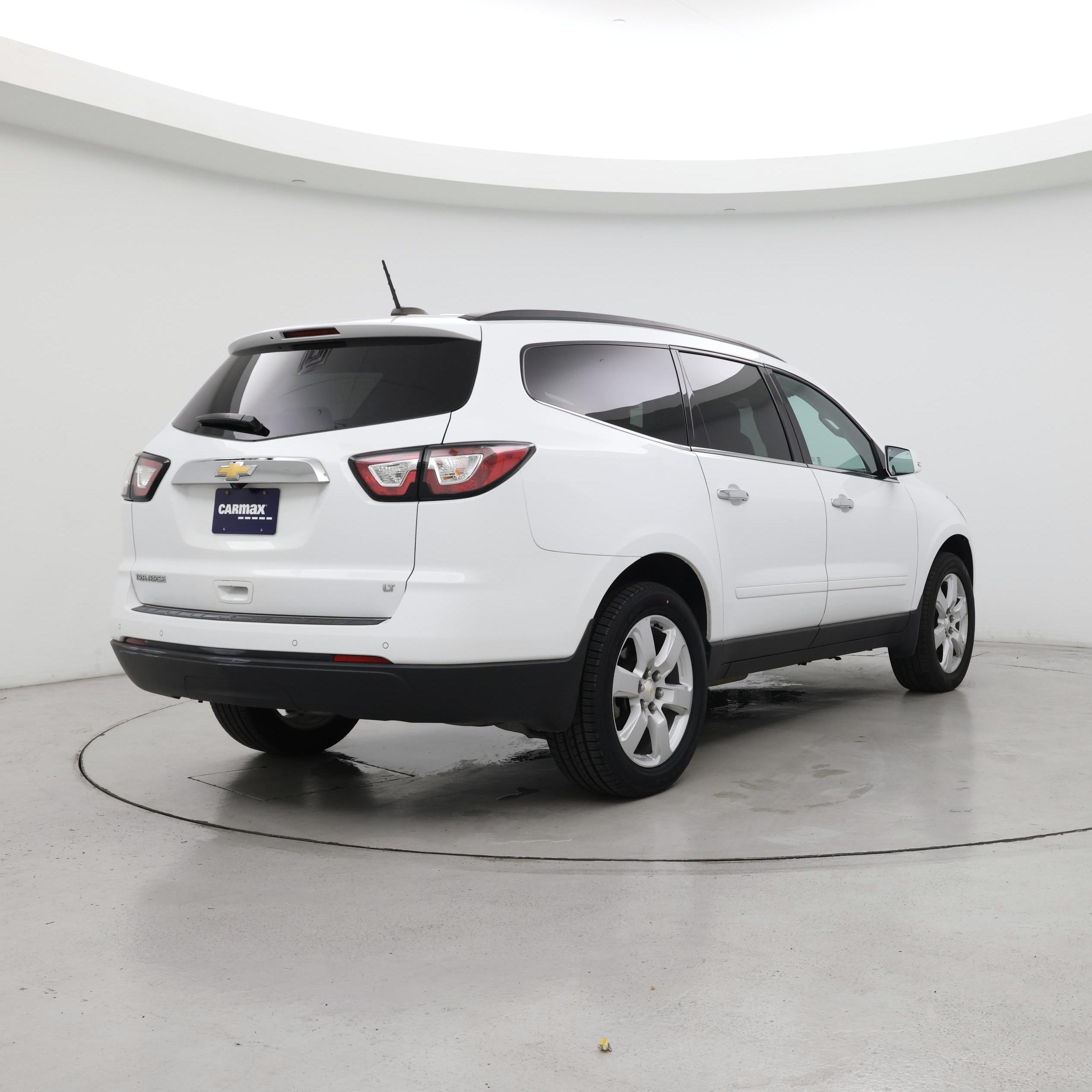 Thumbnail: 2017 Chevrolet Traverse - 8