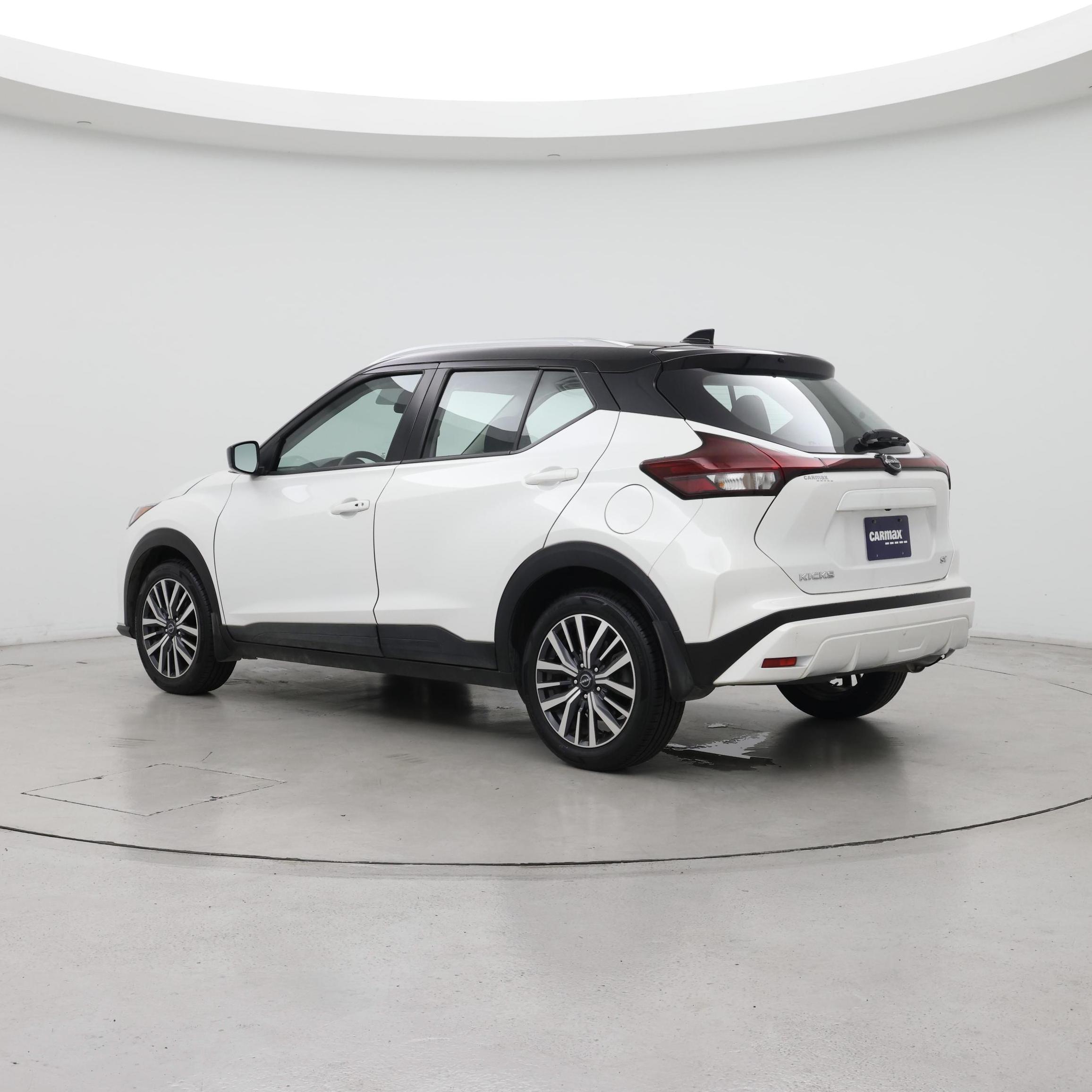 Thumbnail: 2024 Nissan Kicks - 2