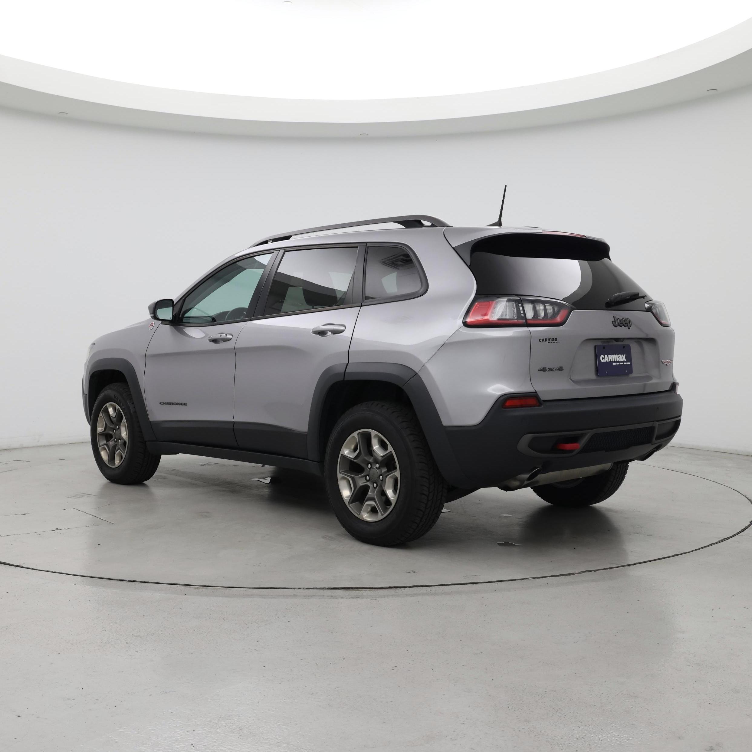Thumbnail: 2019 Jeep Cherokee - 2