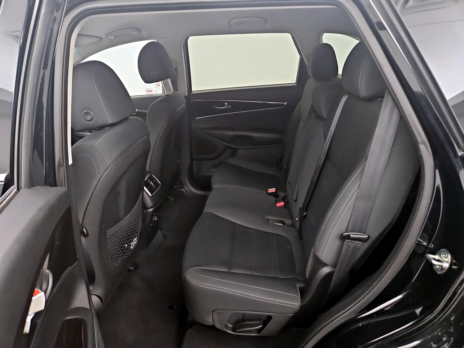 Thumbnail: 2020 Kia Sorento - 19