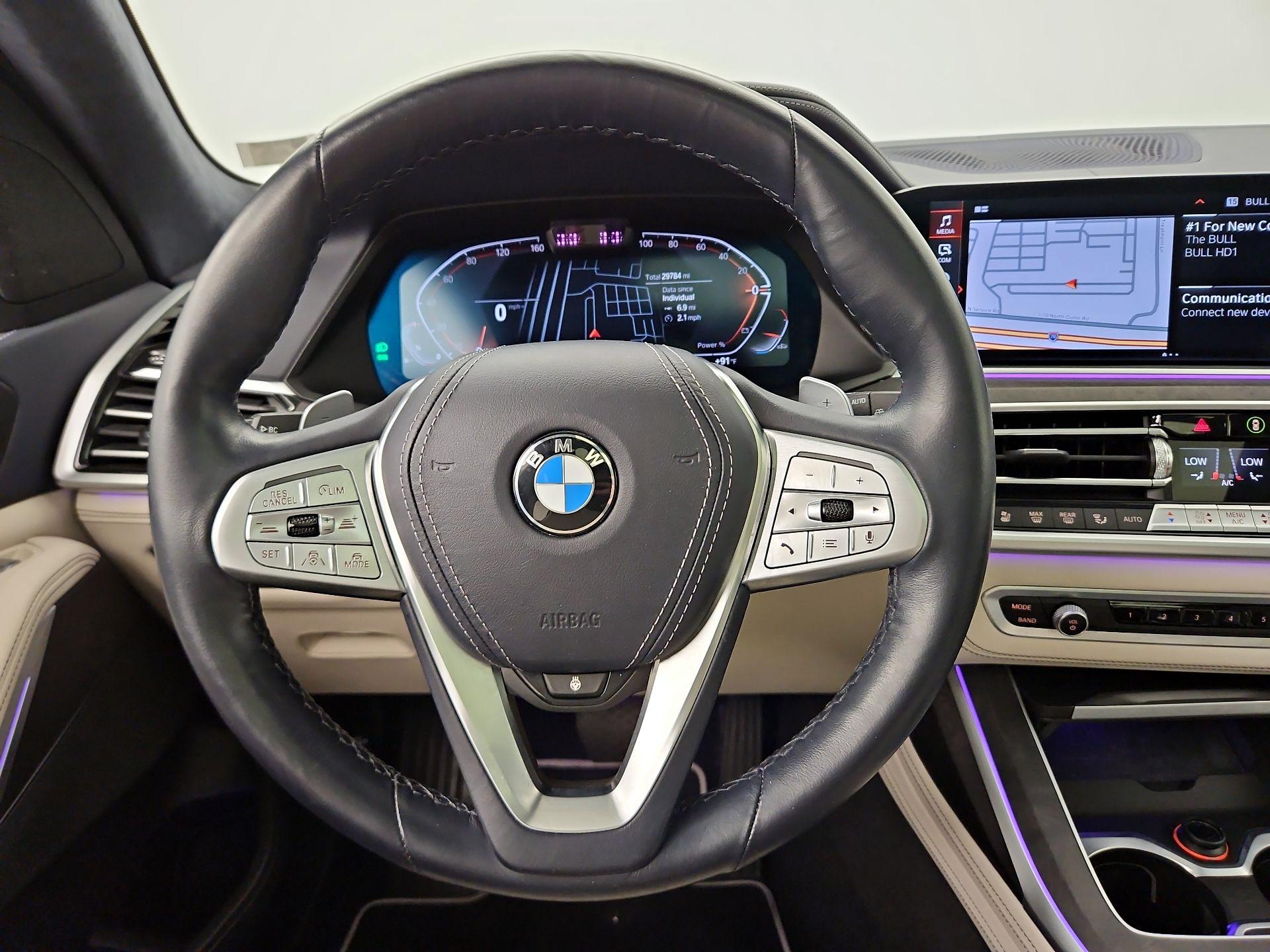 Thumbnail: 2022 BMW X7 - 10