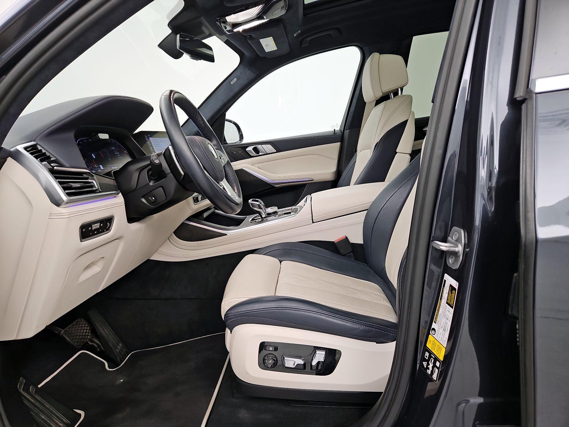 Thumbnail: 2022 BMW X7 - 11