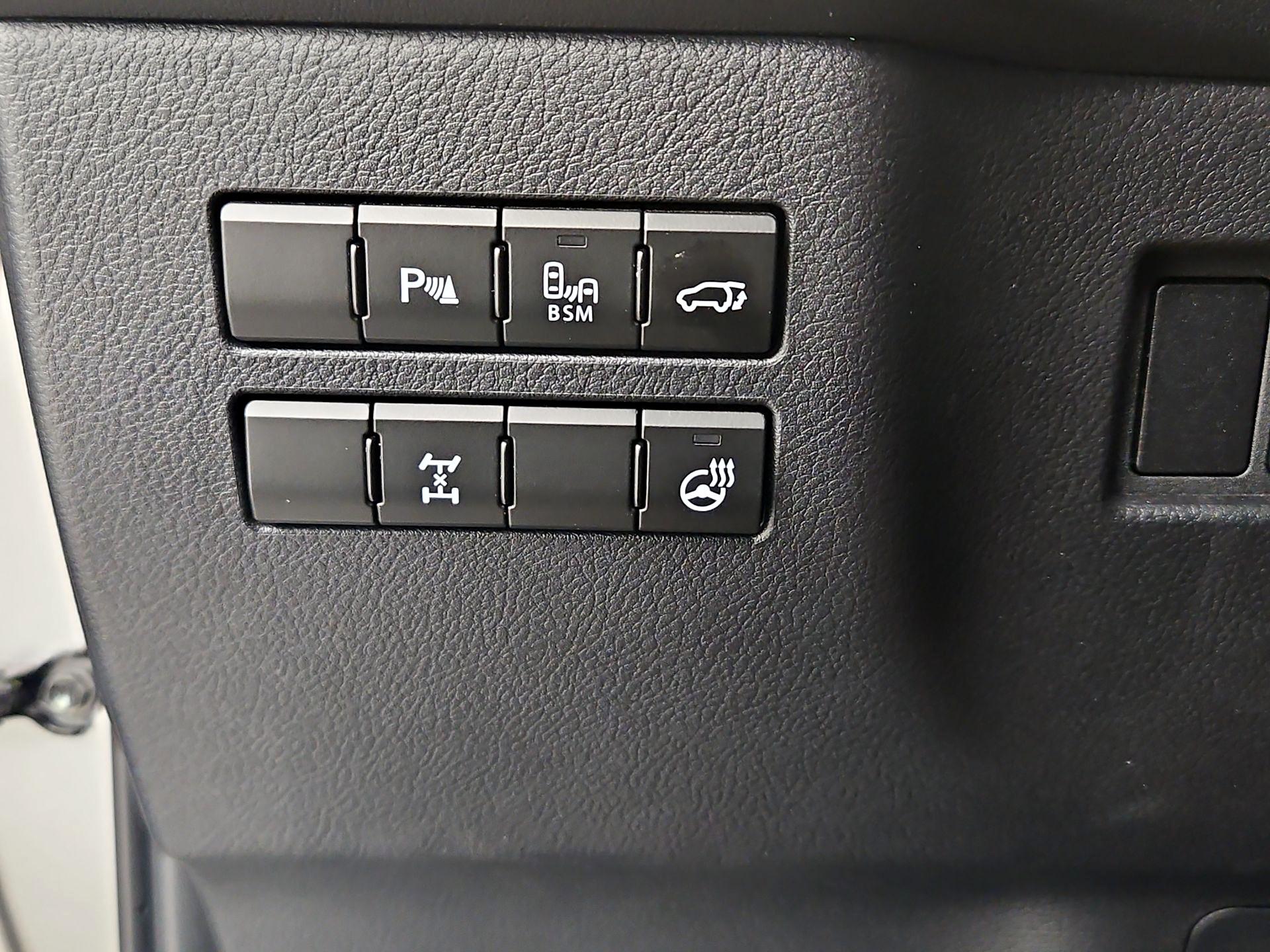 Thumbnail: 2016 Lexus NX - 13