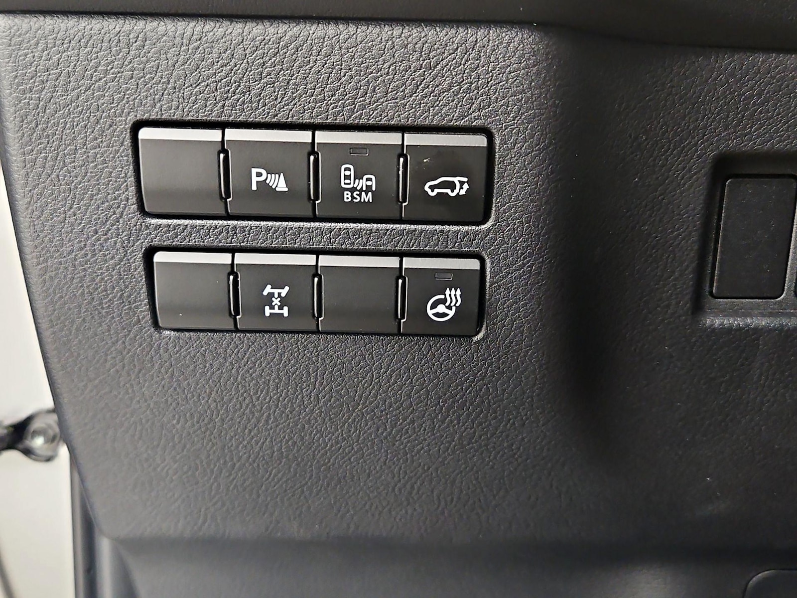 2016 Lexus NX F Sport - Photo 14