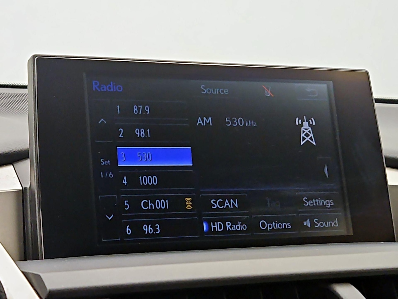 2016 Lexus NX F Sport - Photo 17
