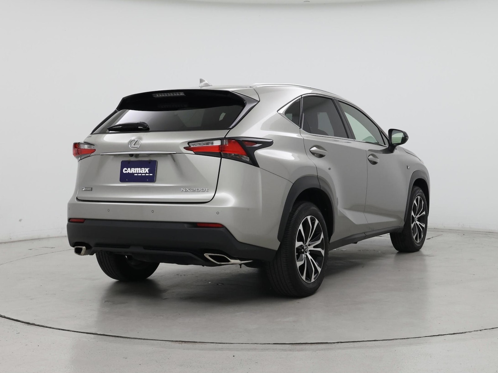 2016 Lexus NX F Sport - Photo 9