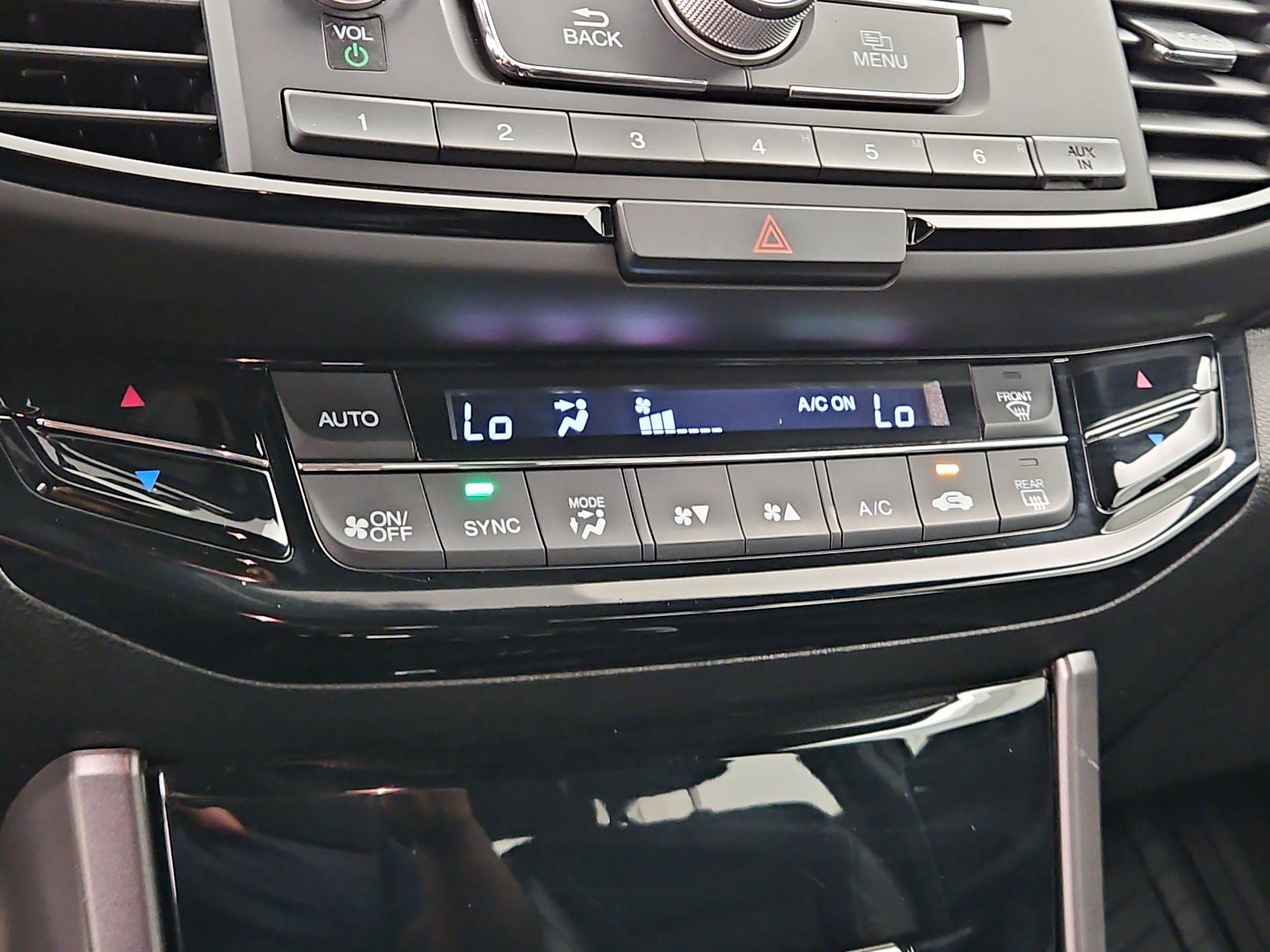 Thumbnail: 2016 Honda Accord - 16