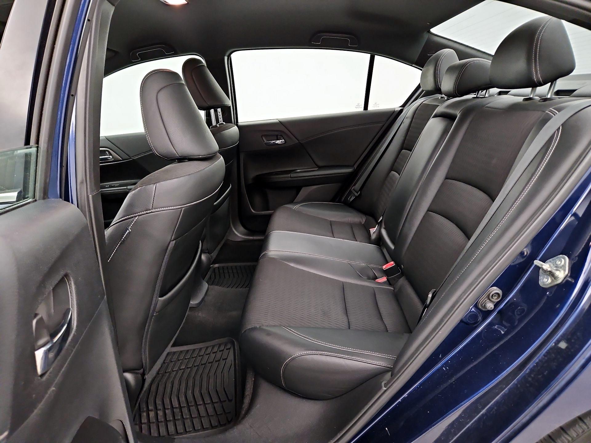 Thumbnail: 2016 Honda Accord - 19