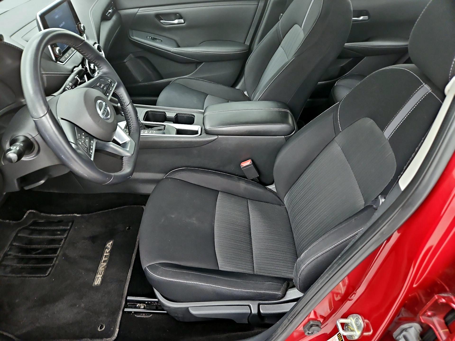 Thumbnail: 2020 Nissan Sentra - 11