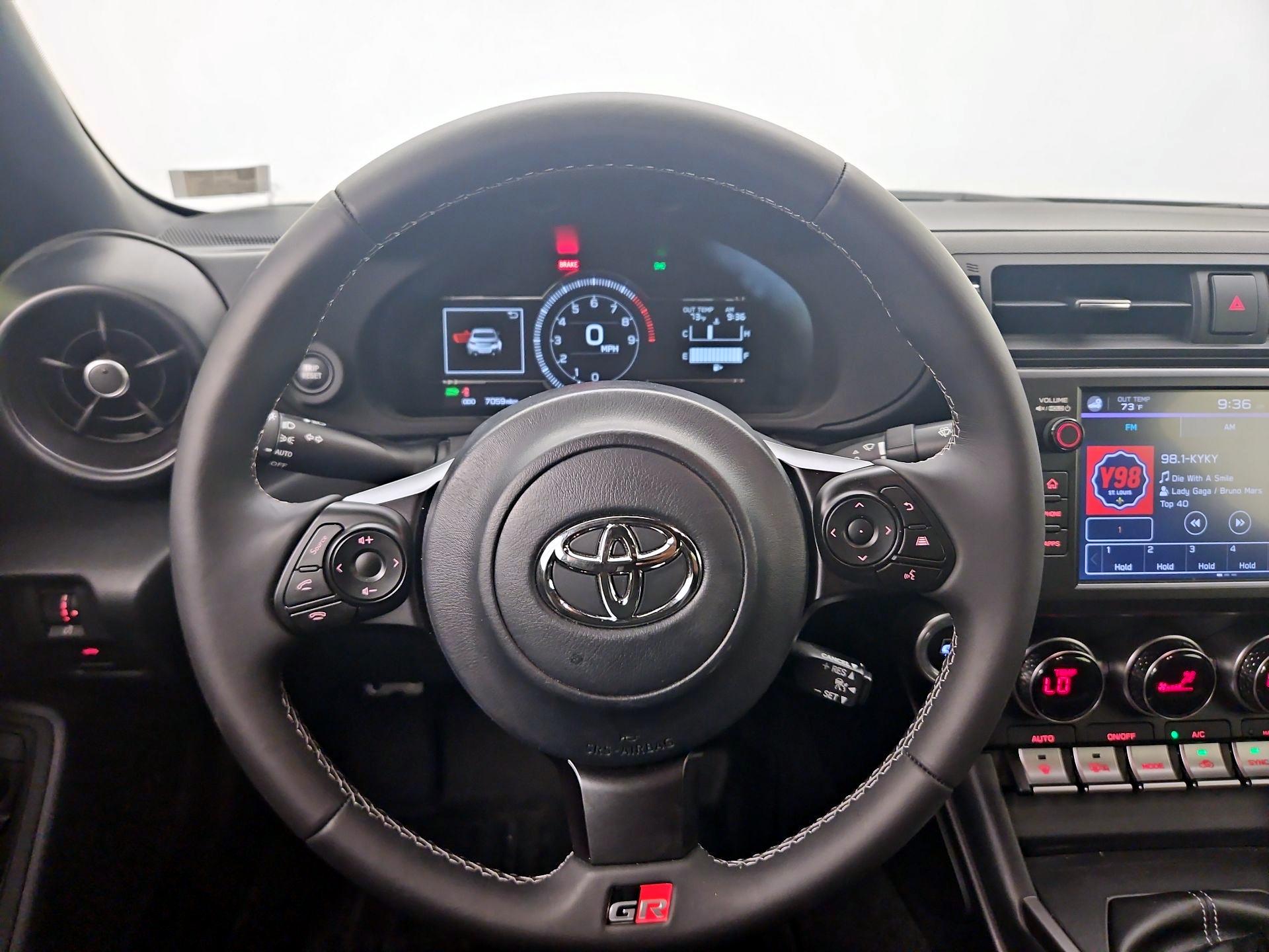 Thumbnail: 2024 Toyota GR86 - 10