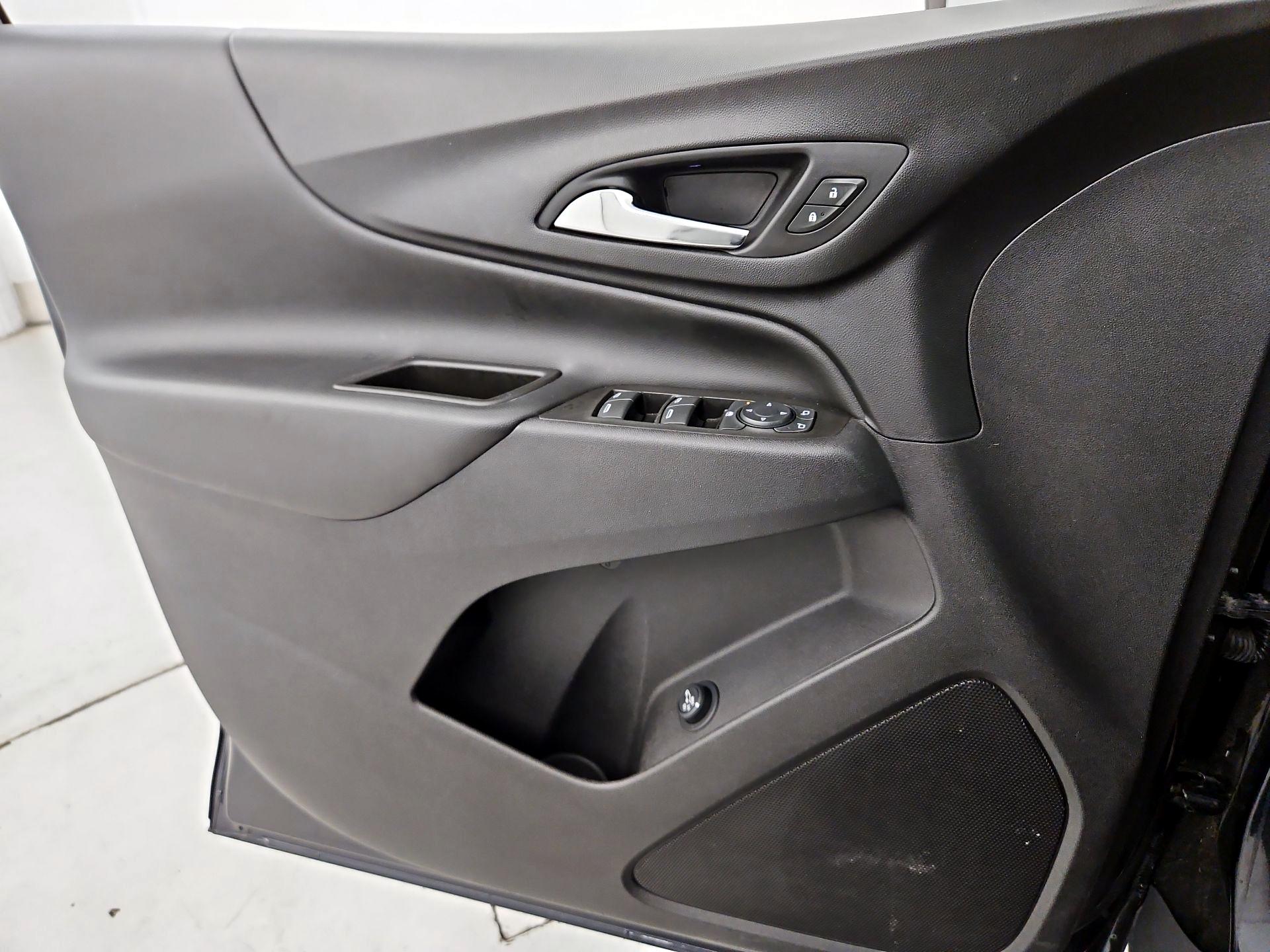 Thumbnail: 2021 Chevrolet Equinox - 12