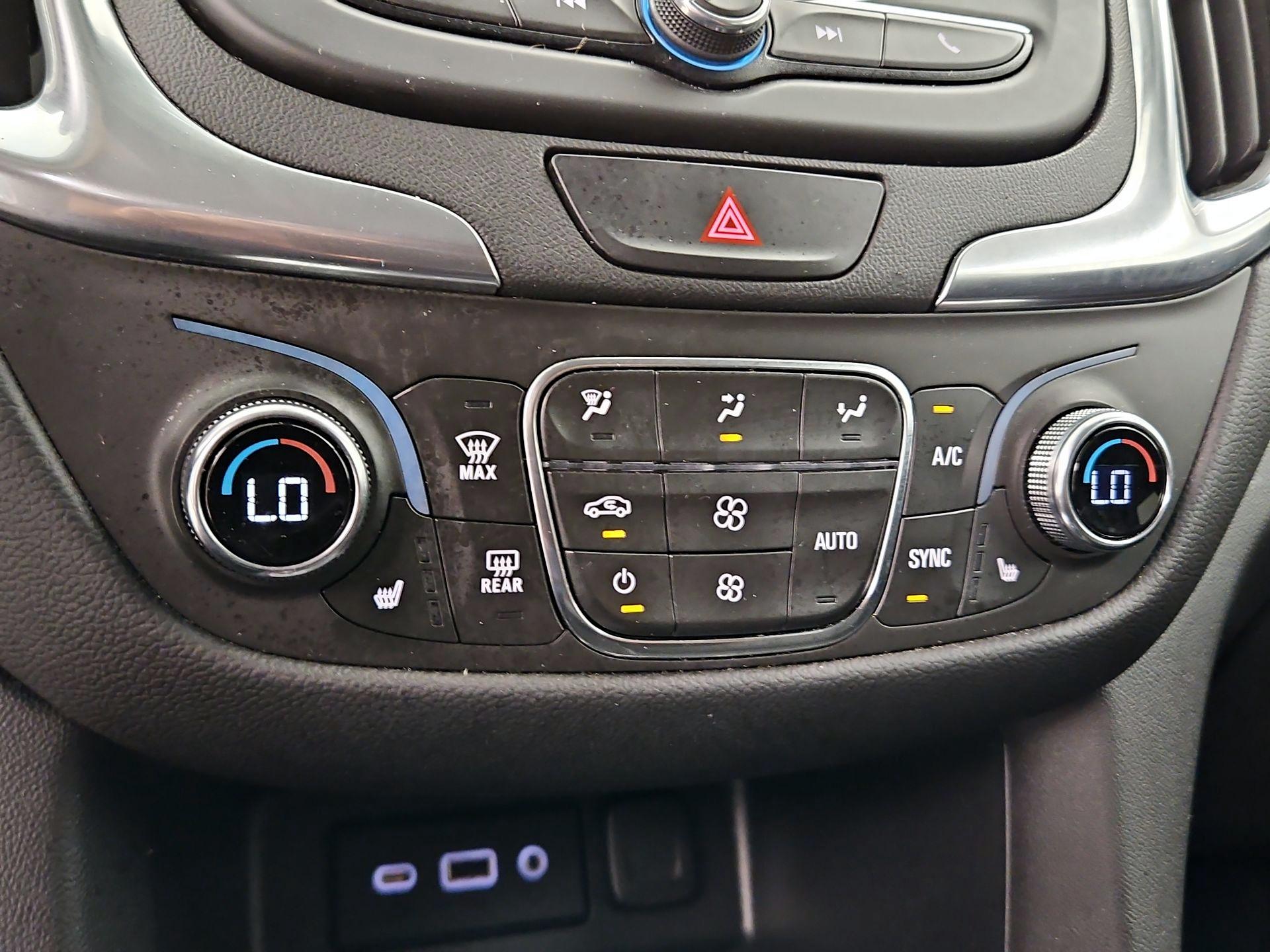 Thumbnail: 2021 Chevrolet Equinox - 16