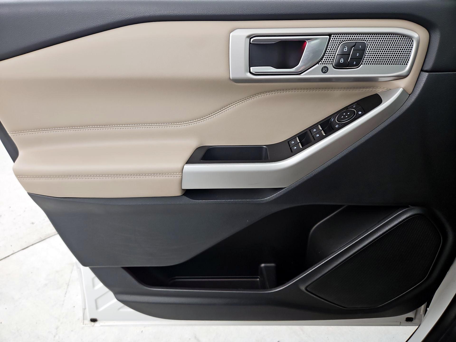Thumbnail: 2021 Ford Explorer - 12