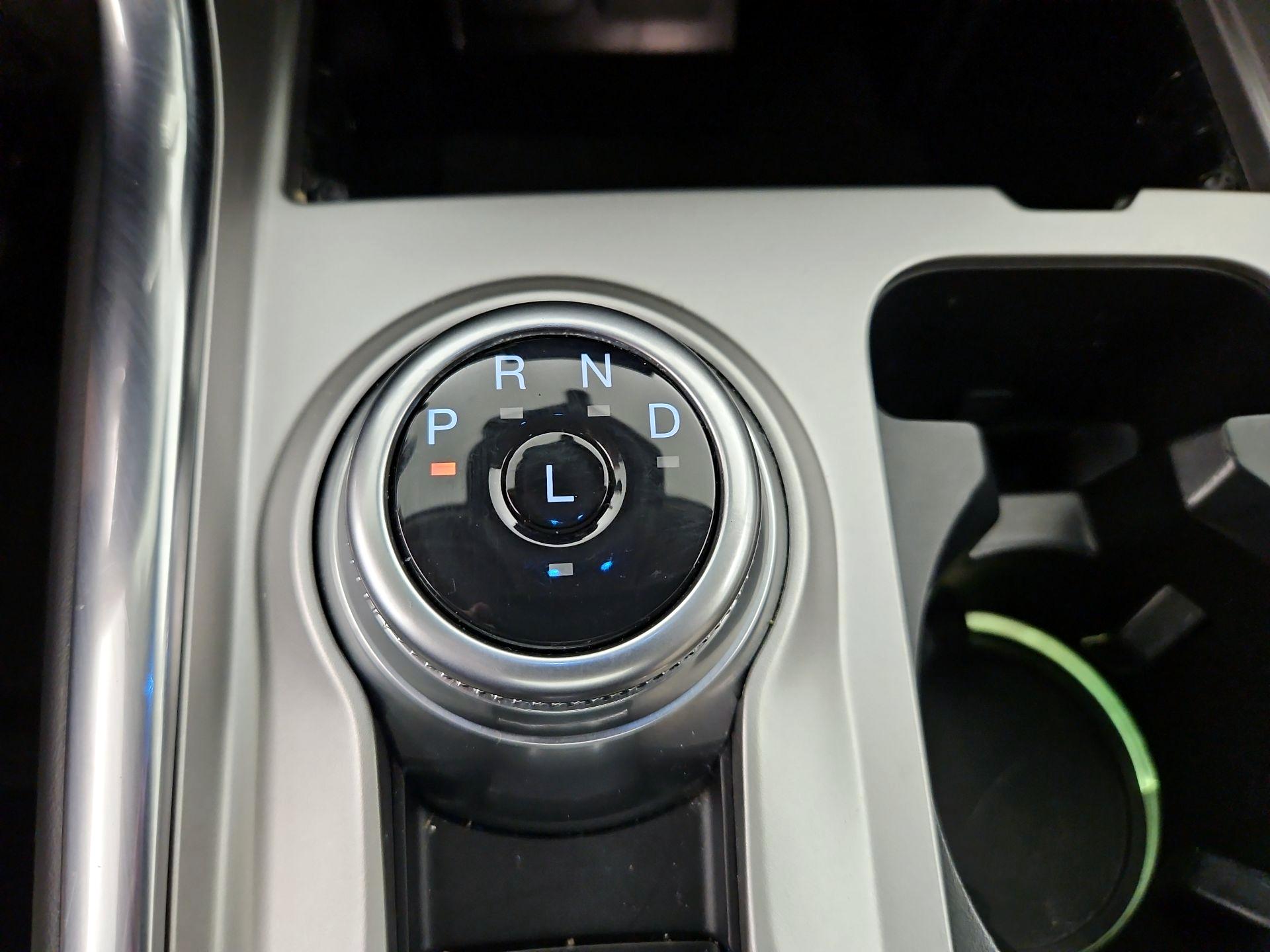 Thumbnail: 2021 Ford Explorer - 18