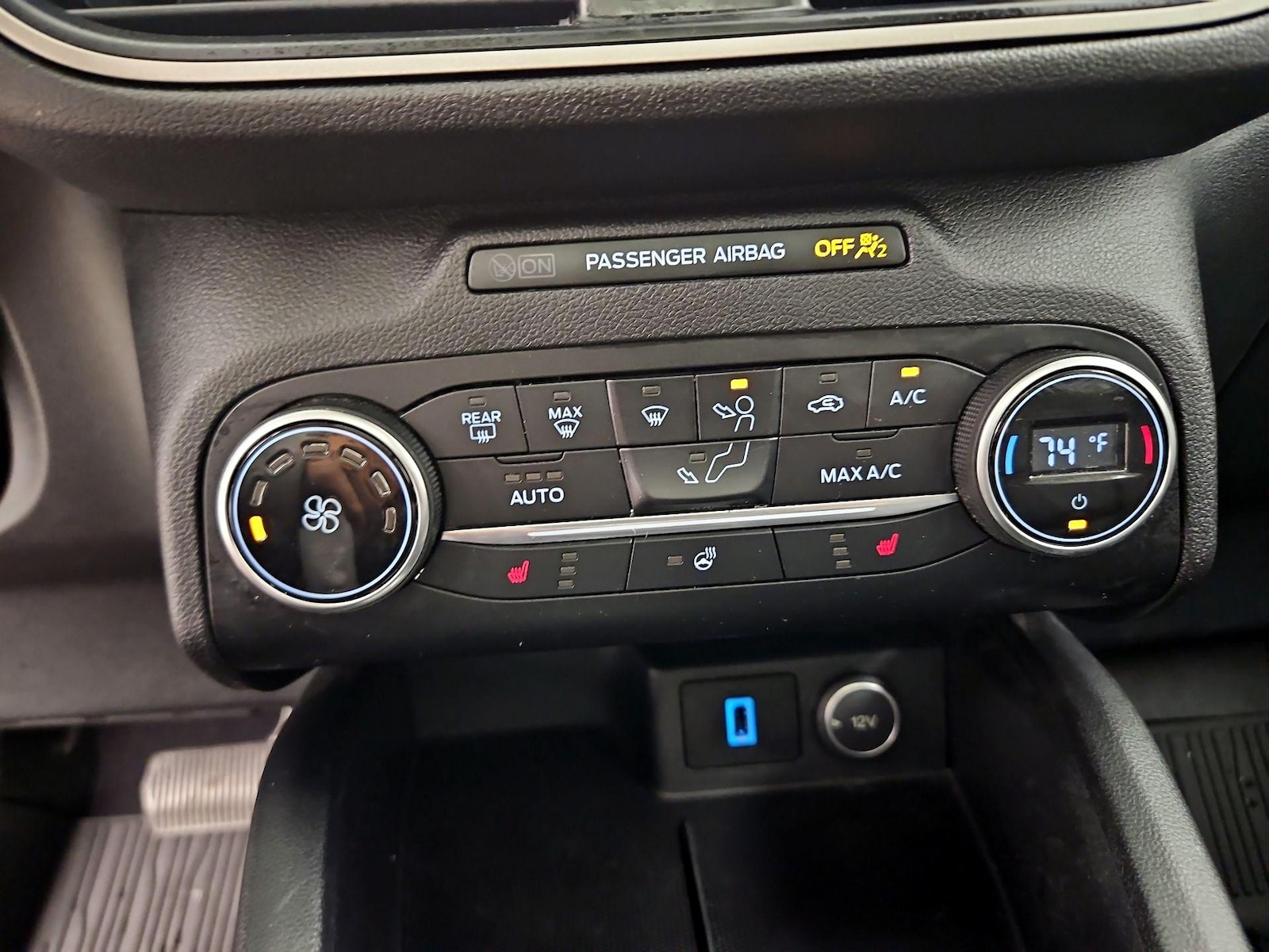 2020 Ford Escape SEL - Photo 17