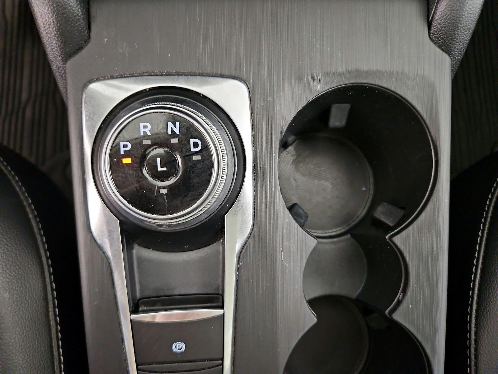 2020 Ford Escape SEL - Photo 18