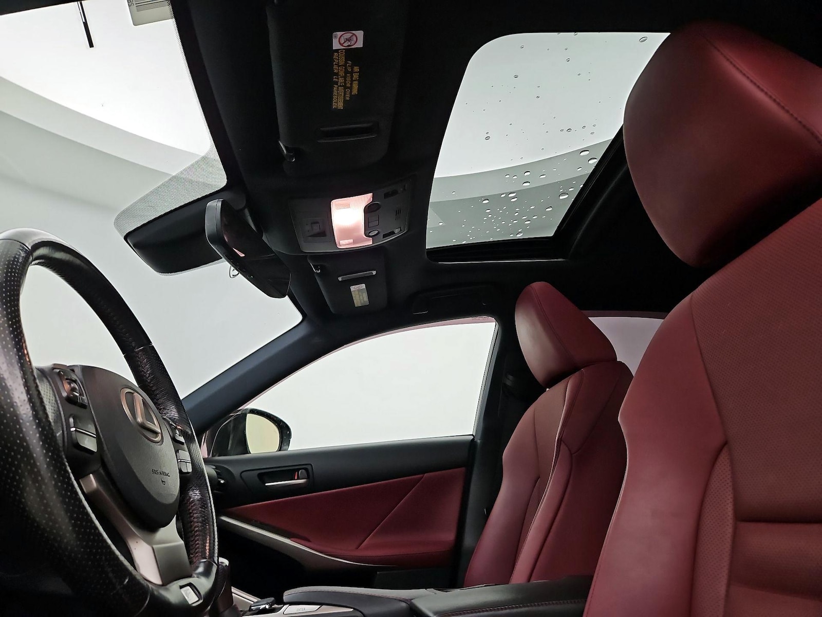 Sunroof(s) & Overhead Airbags