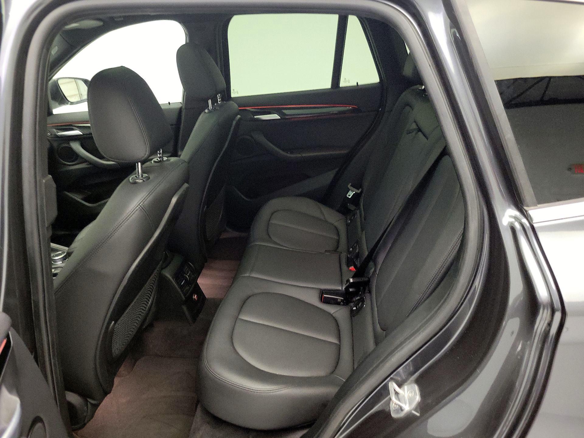 Thumbnail: 2016 BMW X1 - 20