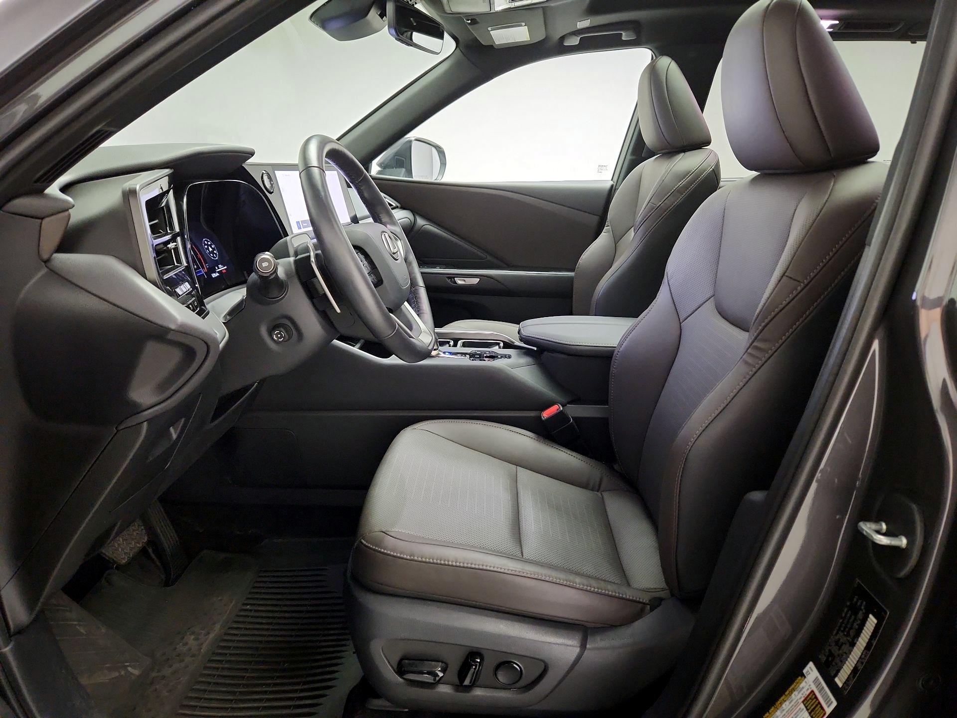 Thumbnail: 2025 Lexus TX - 11