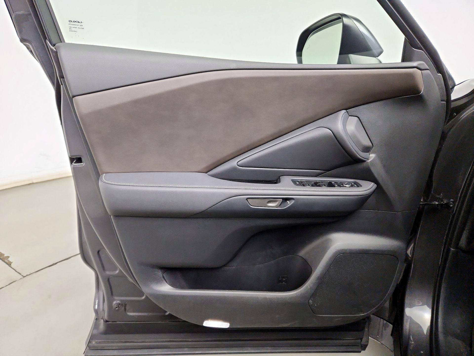 Thumbnail: 2025 Lexus TX - 12
