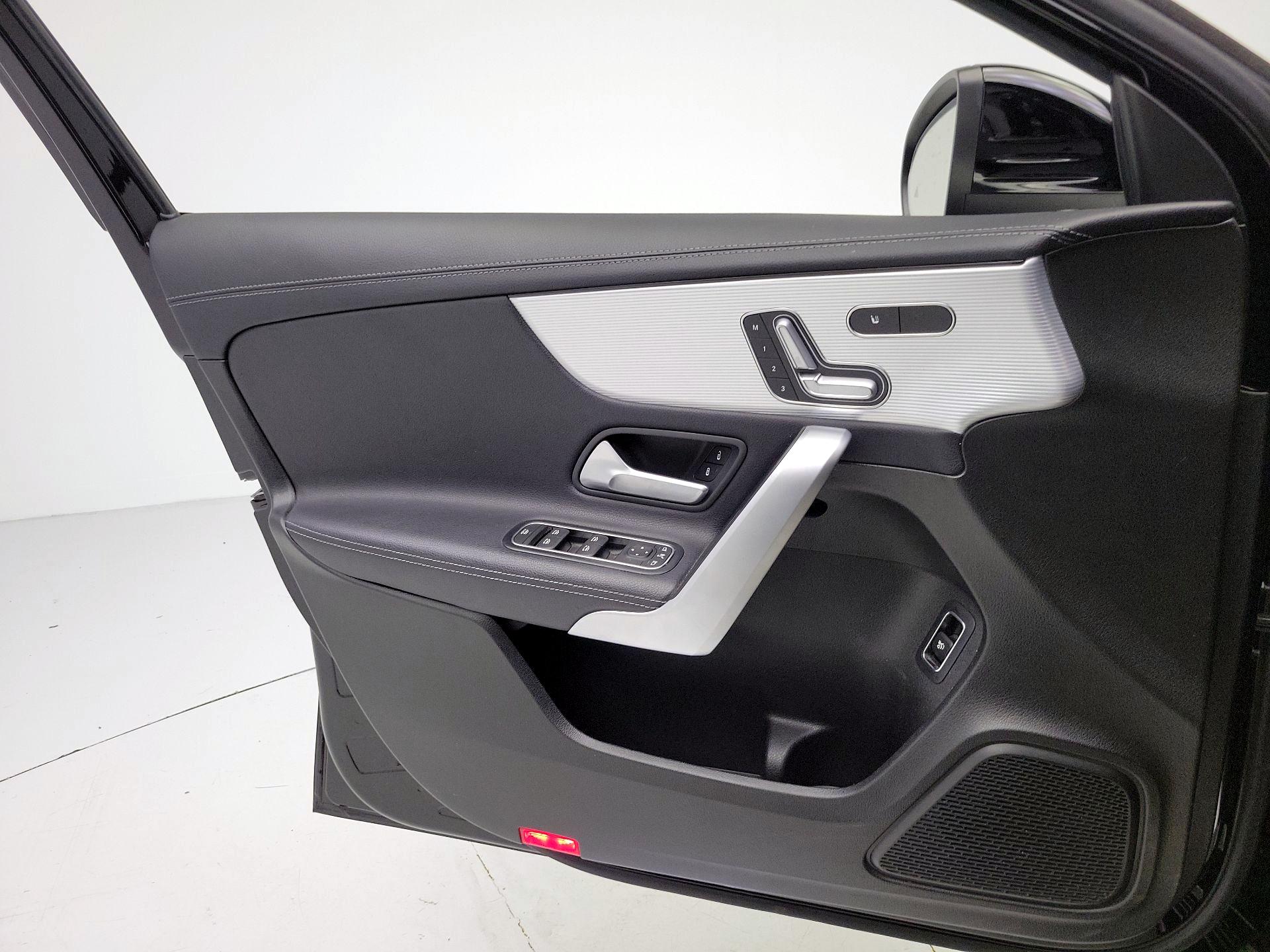 Thumbnail: 2020 Mercedes-Benz A-Class - 12