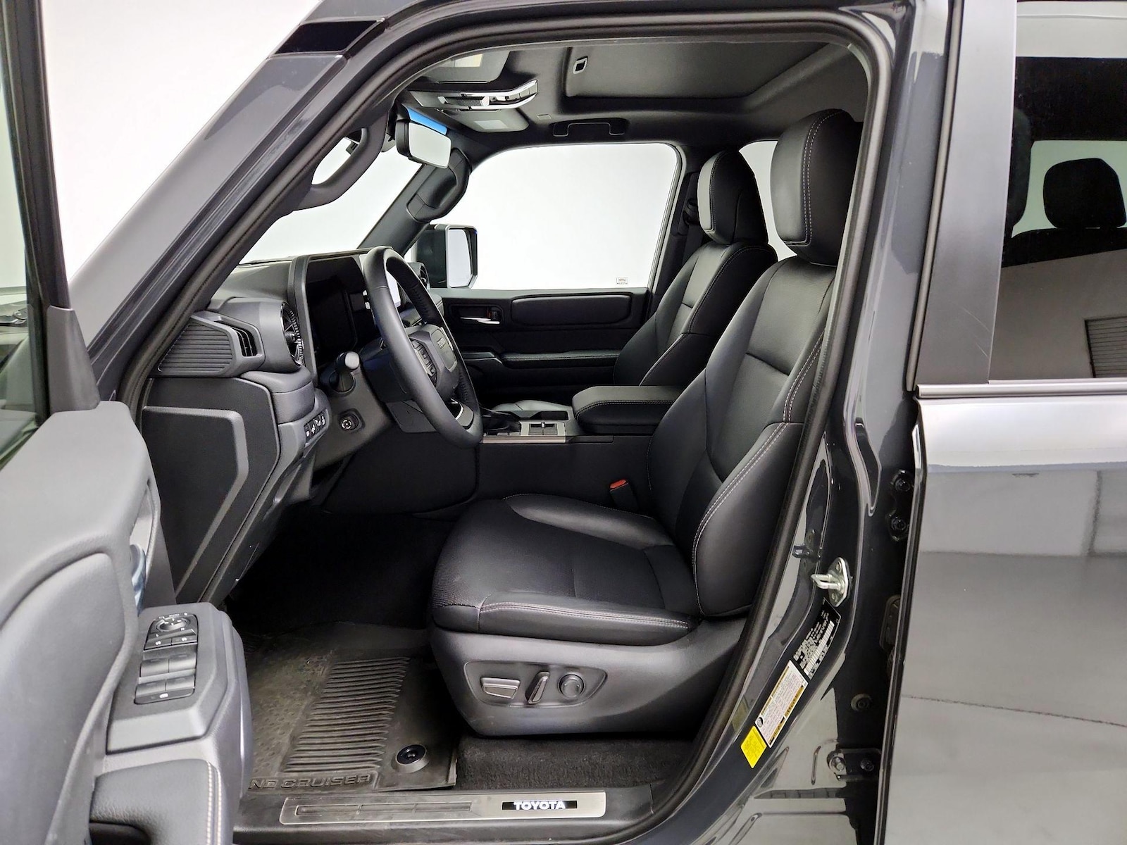 2025 Toyota Land Cruiser Land Cruiser 1958 - Photo 12