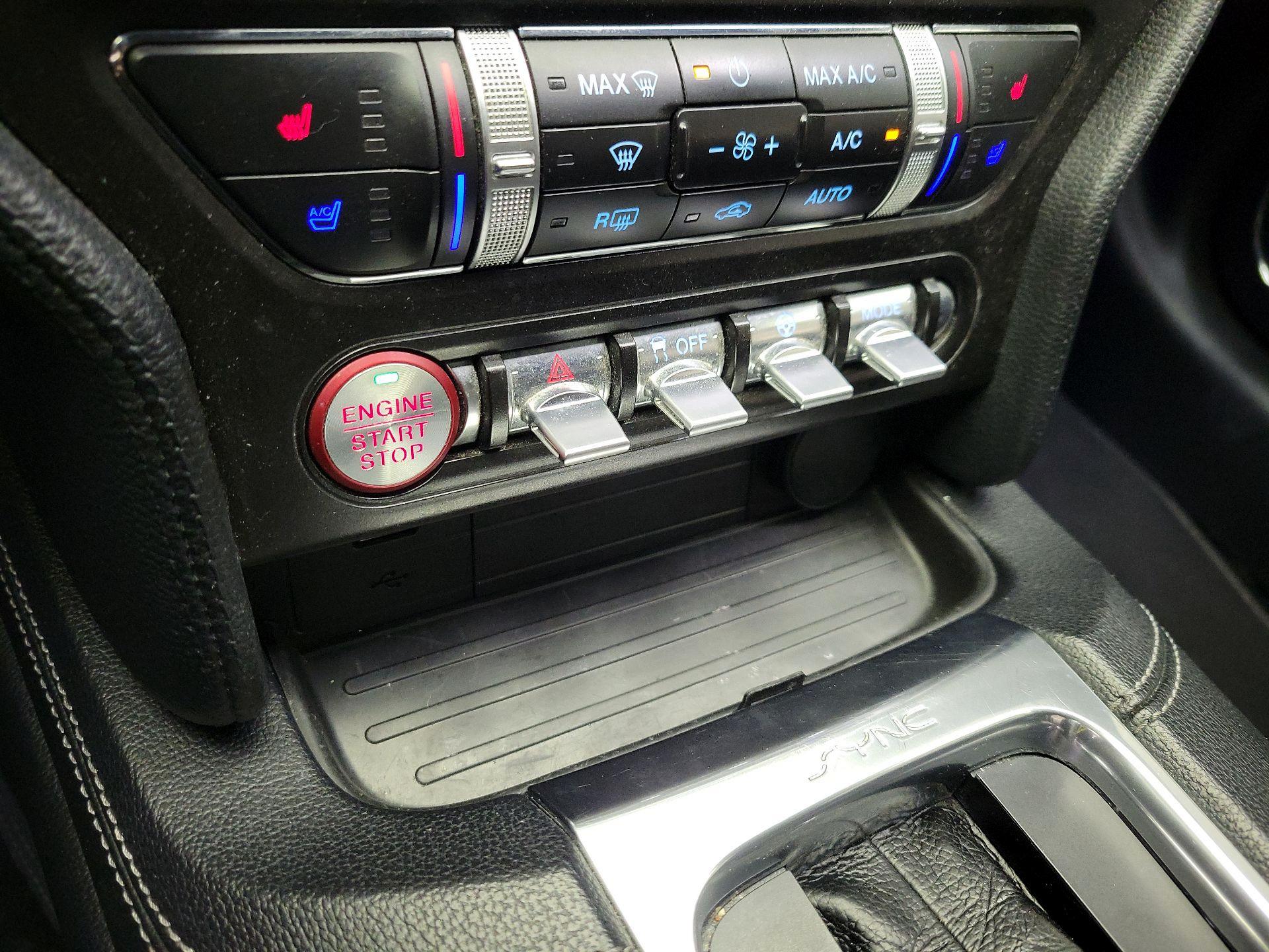 Thumbnail: 2019 Ford Mustang - 17