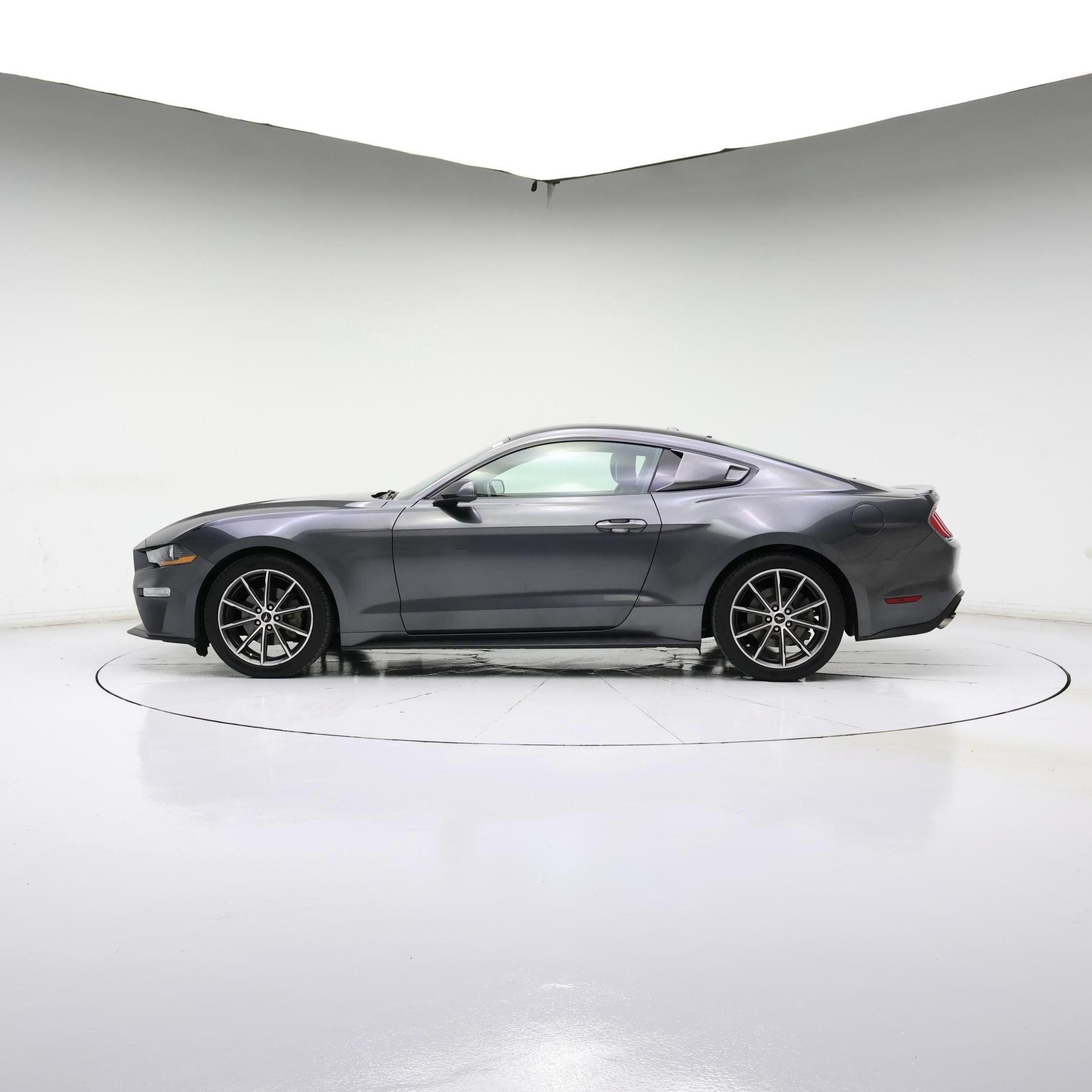 Thumbnail: 2019 Ford Mustang - 3