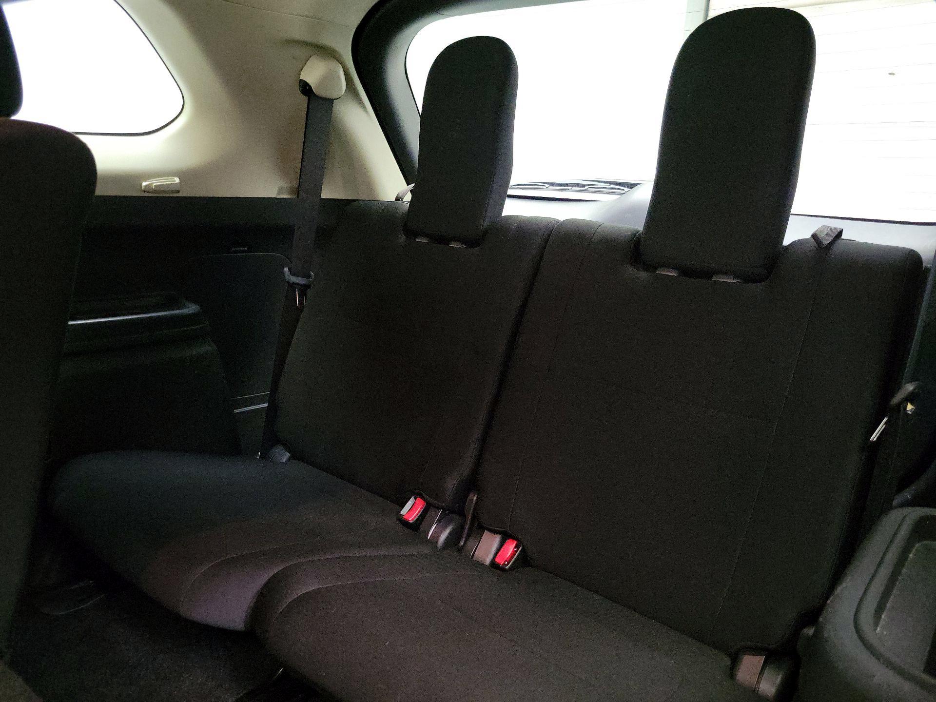 Thumbnail: 2014 Mitsubishi Outlander - 19