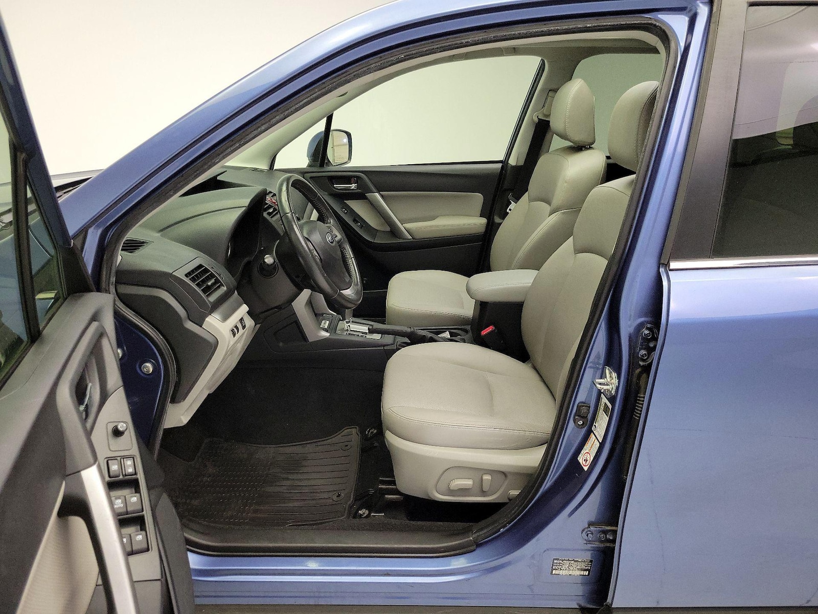 2015 Subaru Forester i Limited - Photo 12