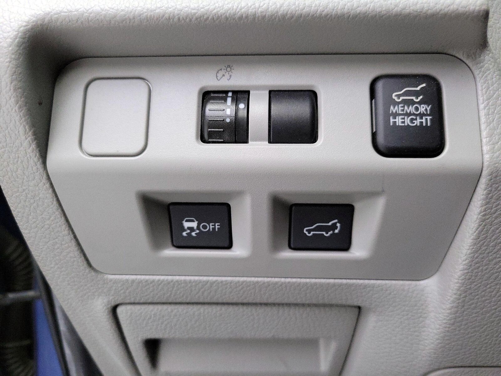 2015 Subaru Forester i Limited - Photo 14